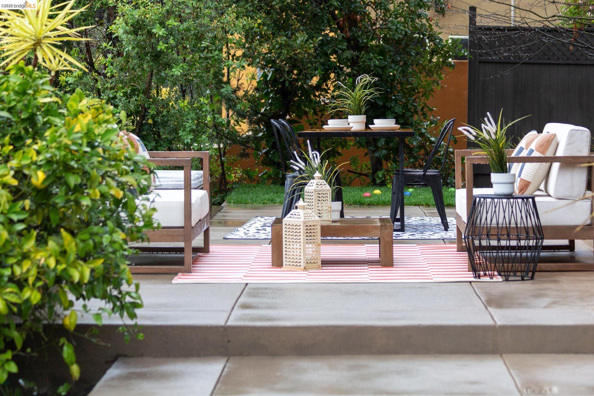 Detail Gallery Image 45 of 60 For 104 Capricorn Ave, Oakland,  CA 94611 - 3 Beds | 3 Baths