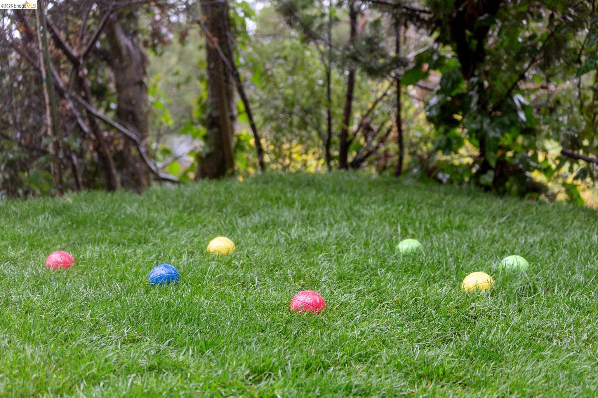 Detail Gallery Image 46 of 60 For 104 Capricorn Ave, Oakland,  CA 94611 - 3 Beds | 3 Baths