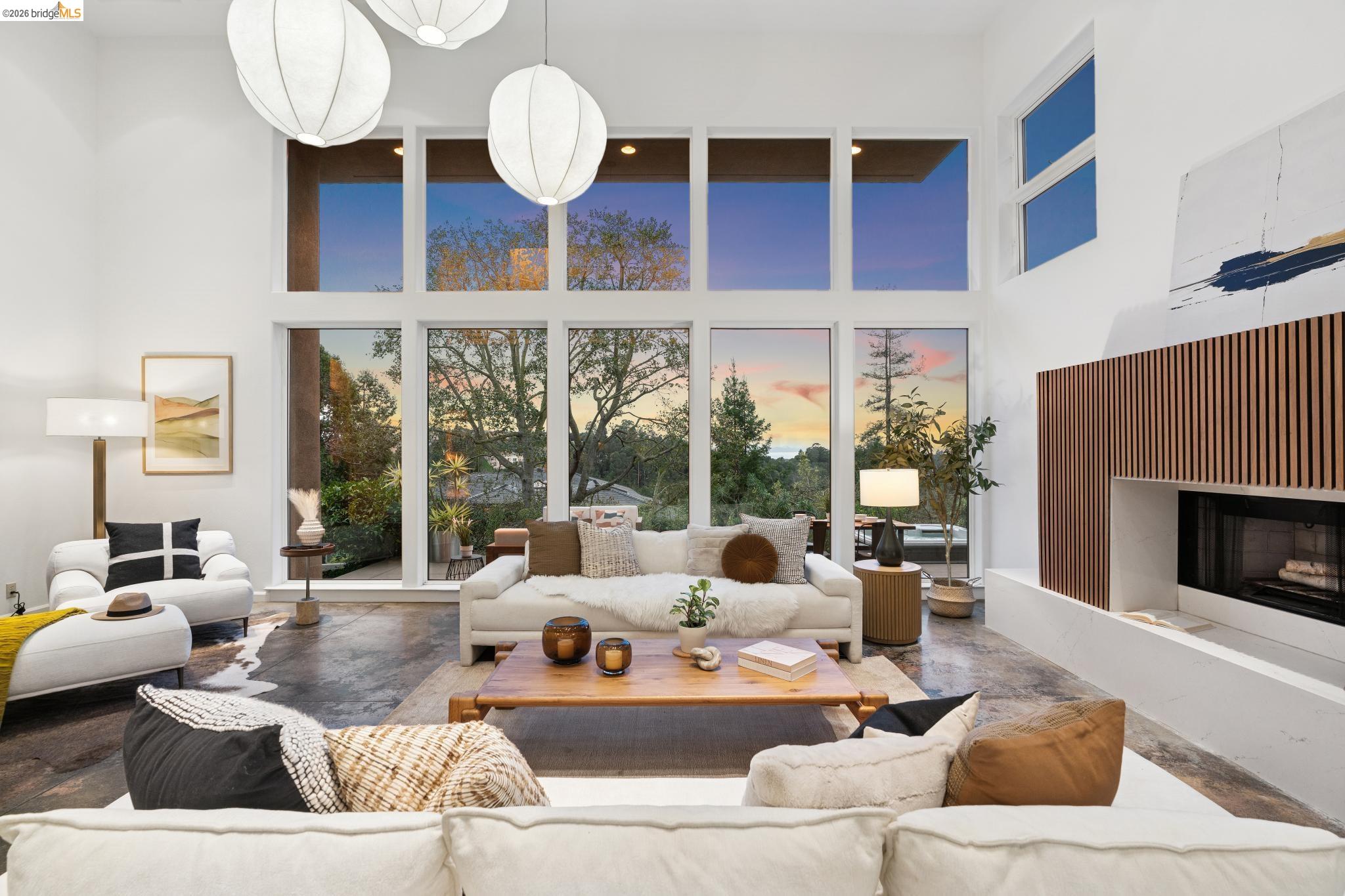 Detail Gallery Image 50 of 60 For 104 Capricorn Ave, Oakland,  CA 94611 - 3 Beds | 3 Baths