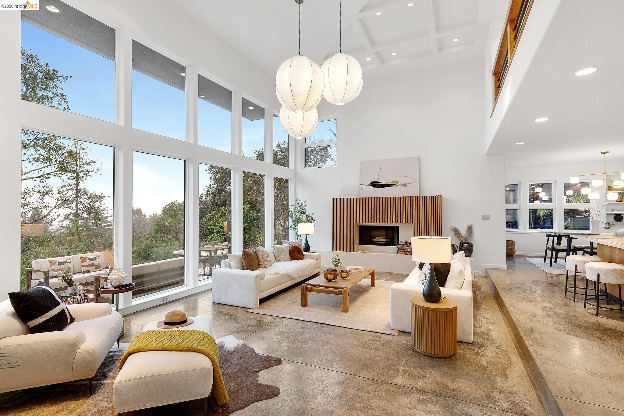 Detail Gallery Image 9 of 60 For 104 Capricorn Ave, Oakland,  CA 94611 - 3 Beds | 3 Baths