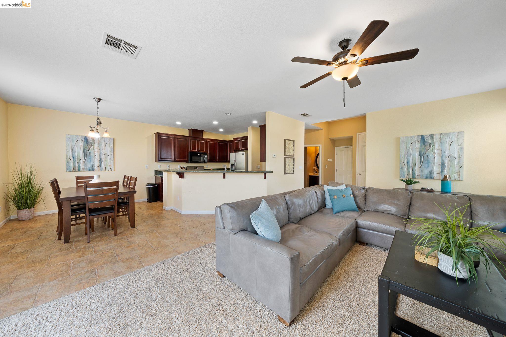 Detail Gallery Image 8 of 50 For 1453 Cullen Dr, Discovery Bay,  CA 94505 - 3 Beds | 2/1 Baths