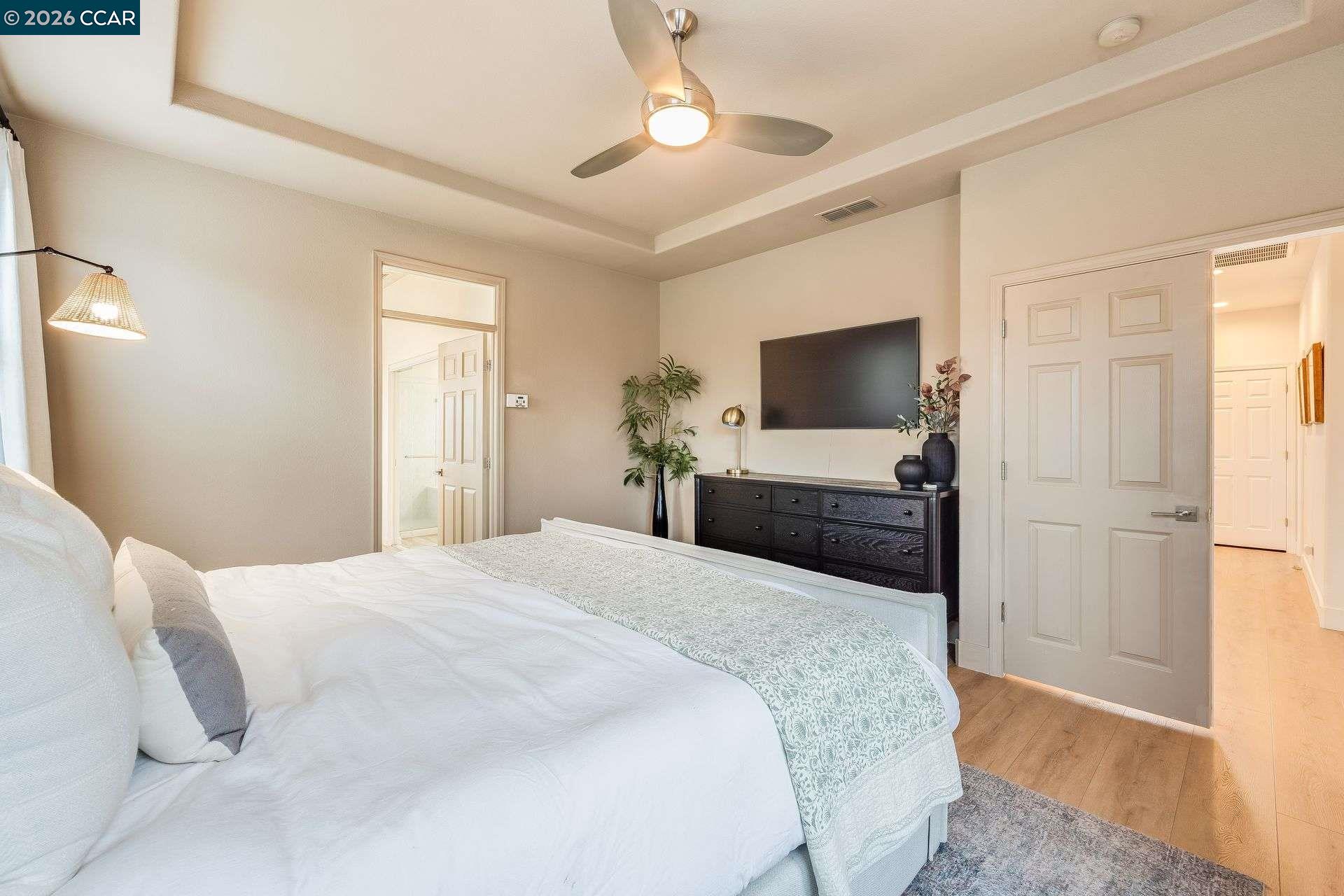 Detail Gallery Image 20 of 41 For 942 Monet Cir, Walnut Creek,  CA 94597 - 3 Beds | 2/1 Baths