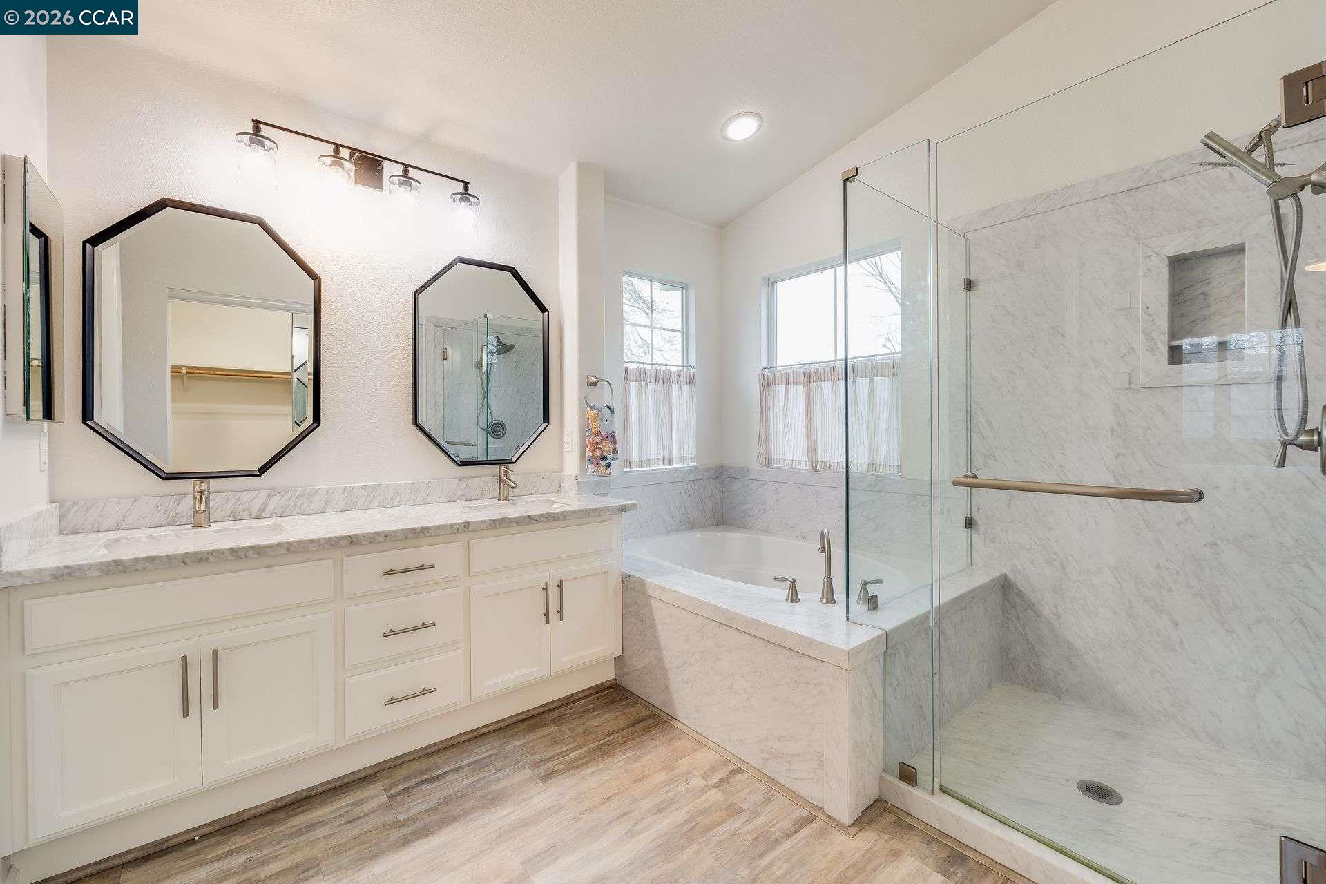 Detail Gallery Image 21 of 41 For 942 Monet Cir, Walnut Creek,  CA 94597 - 3 Beds | 2/1 Baths