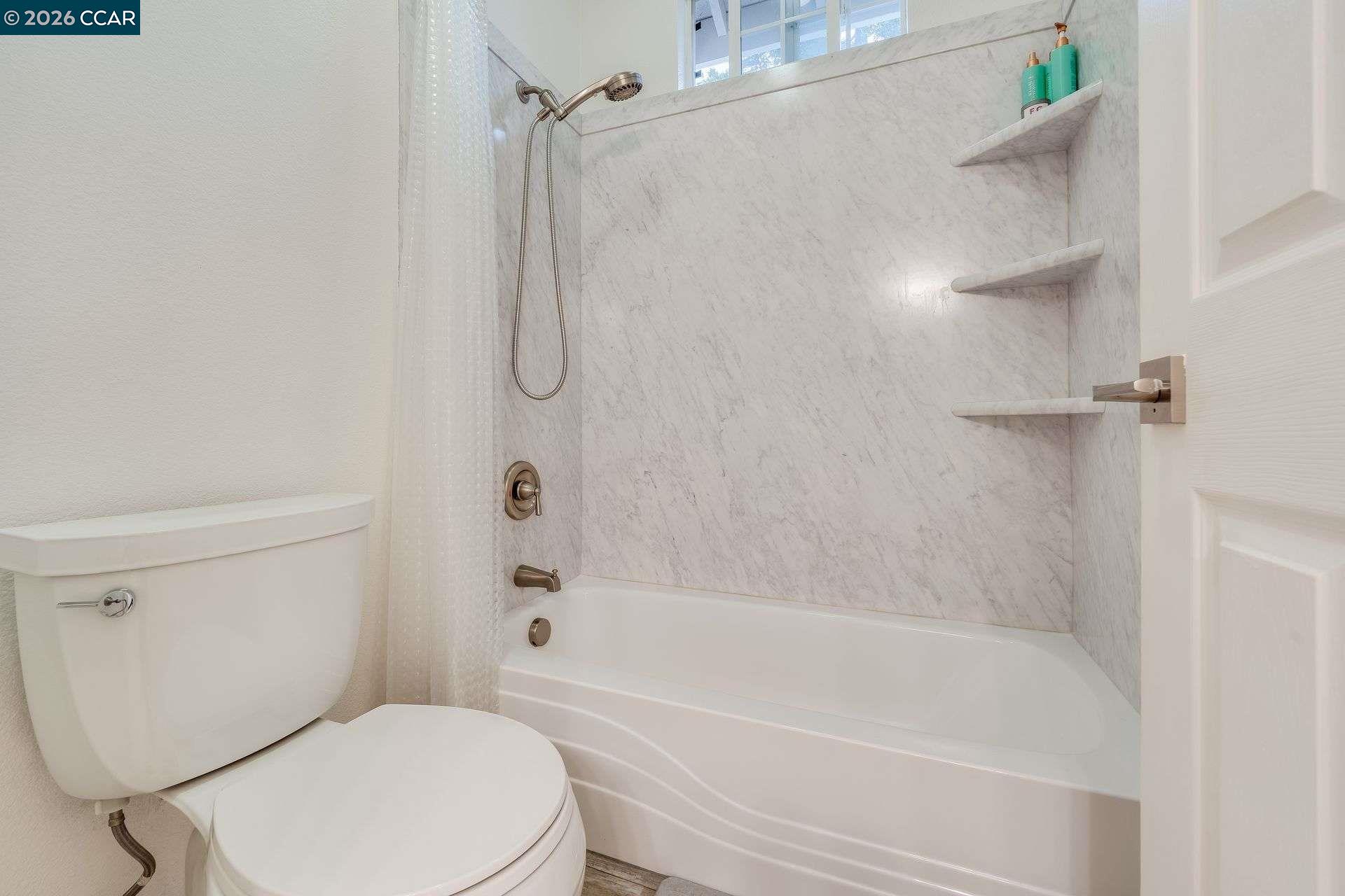 Detail Gallery Image 25 of 41 For 942 Monet Cir, Walnut Creek,  CA 94597 - 3 Beds | 2/1 Baths