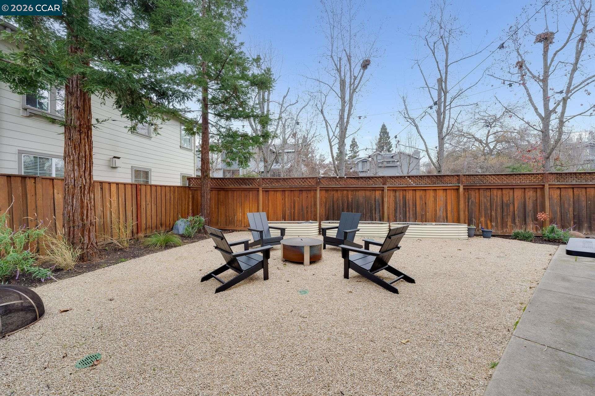 Detail Gallery Image 30 of 41 For 942 Monet Cir, Walnut Creek,  CA 94597 - 3 Beds | 2/1 Baths