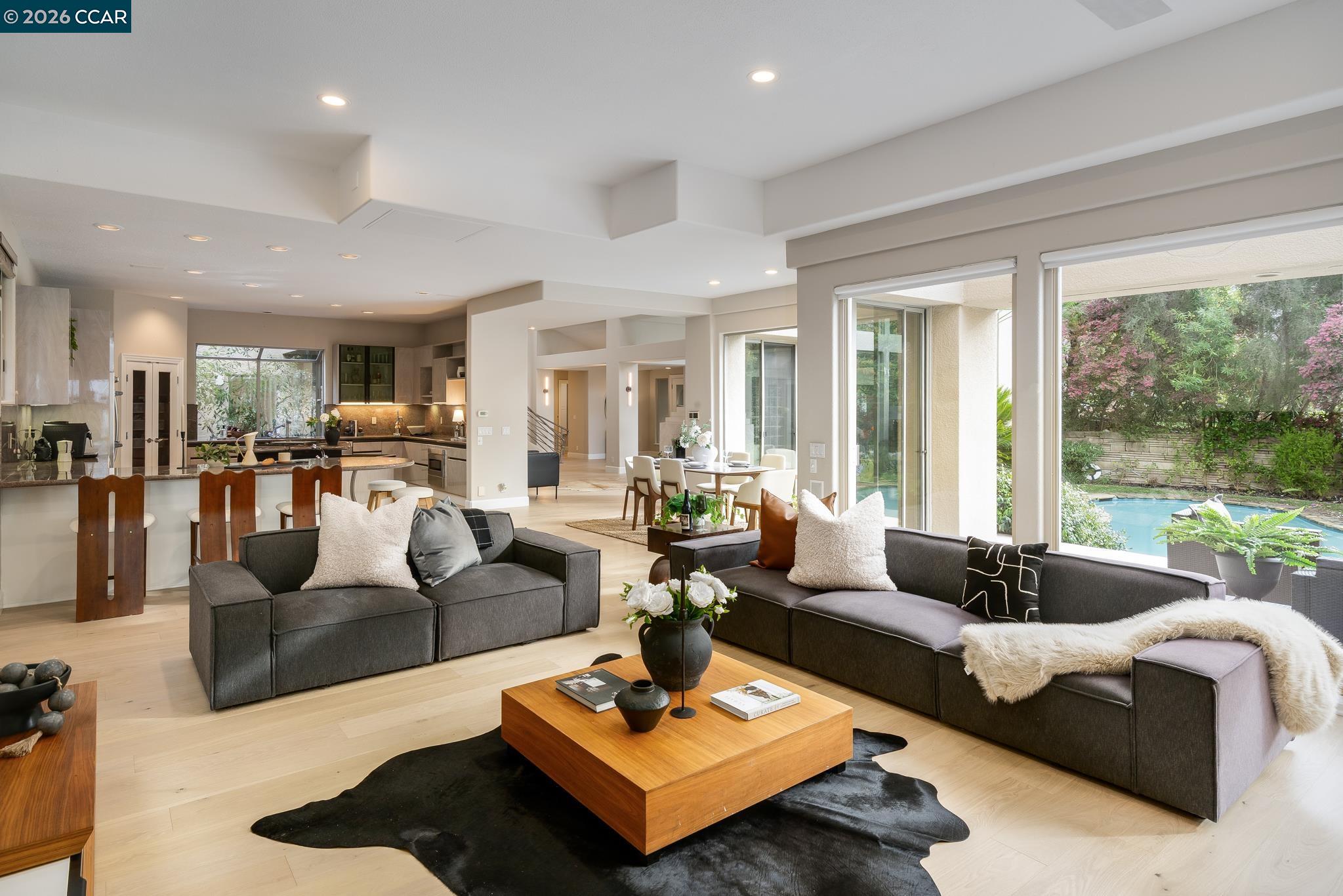 Detail Gallery Image 14 of 35 For 4257 Golden Oak Court, Danville,  CA 94506 - 4 Beds | 4 Baths