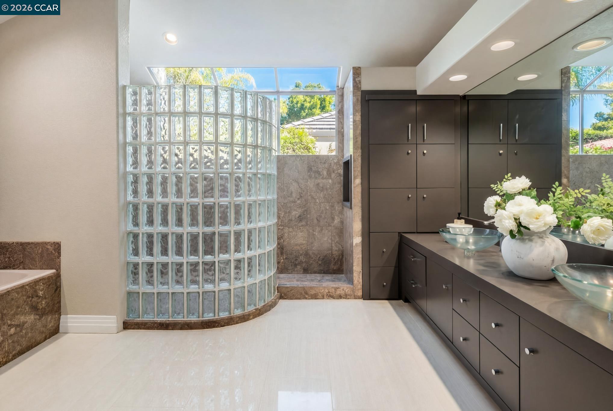 Detail Gallery Image 14 of 15 For 4257 Golden Oak Court, Danville,  CA 94506 - 4 Beds | 4 Baths