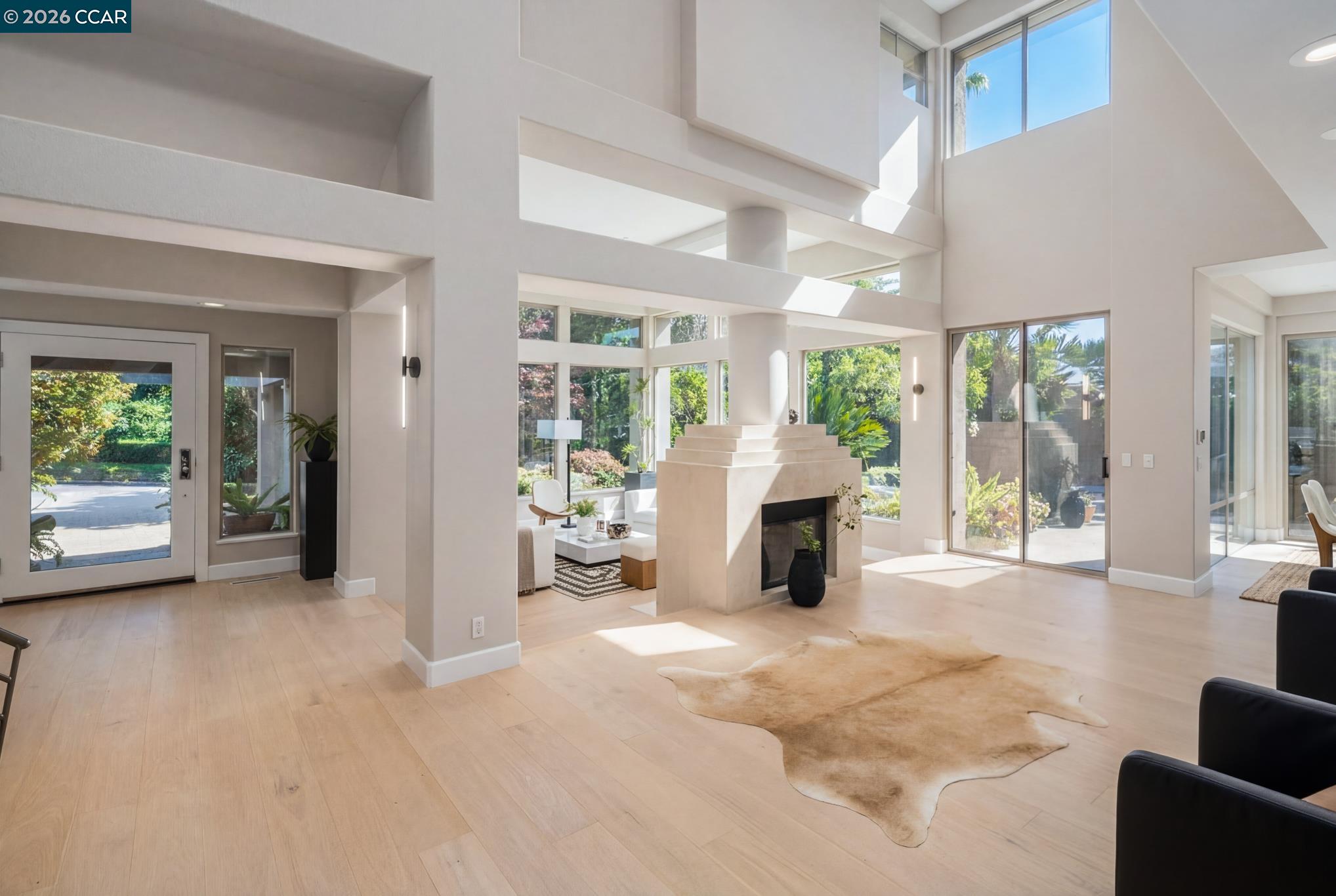 Detail Gallery Image 3 of 35 For 4257 Golden Oak Court, Danville,  CA 94506 - 4 Beds | 4 Baths