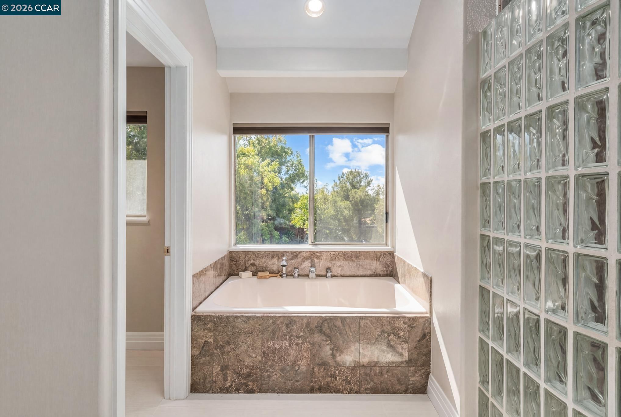 Detail Gallery Image 24 of 35 For 4257 Golden Oak Court, Danville,  CA 94506 - 4 Beds | 4 Baths