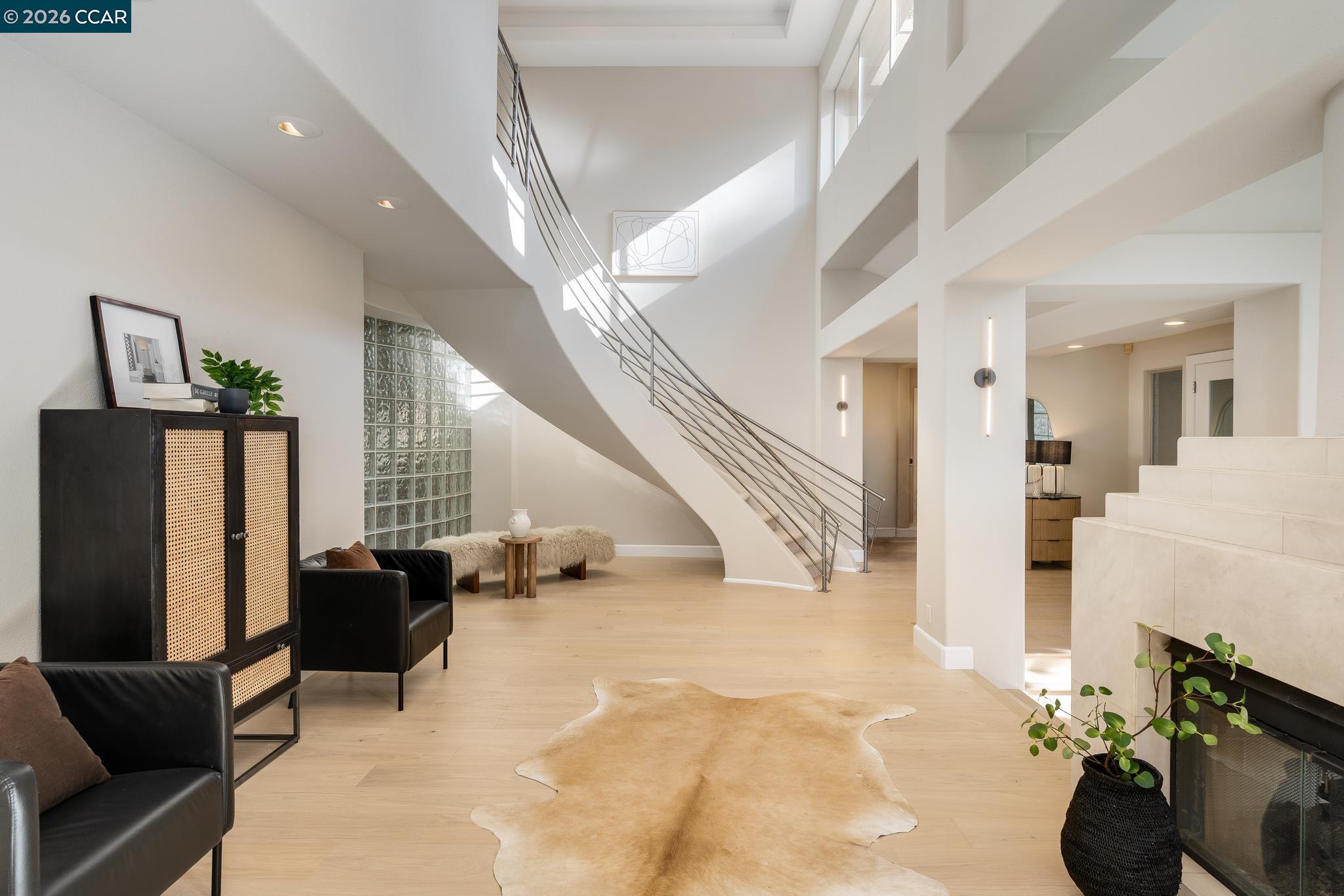 Detail Gallery Image 4 of 35 For 4257 Golden Oak Court, Danville,  CA 94506 - 4 Beds | 4 Baths