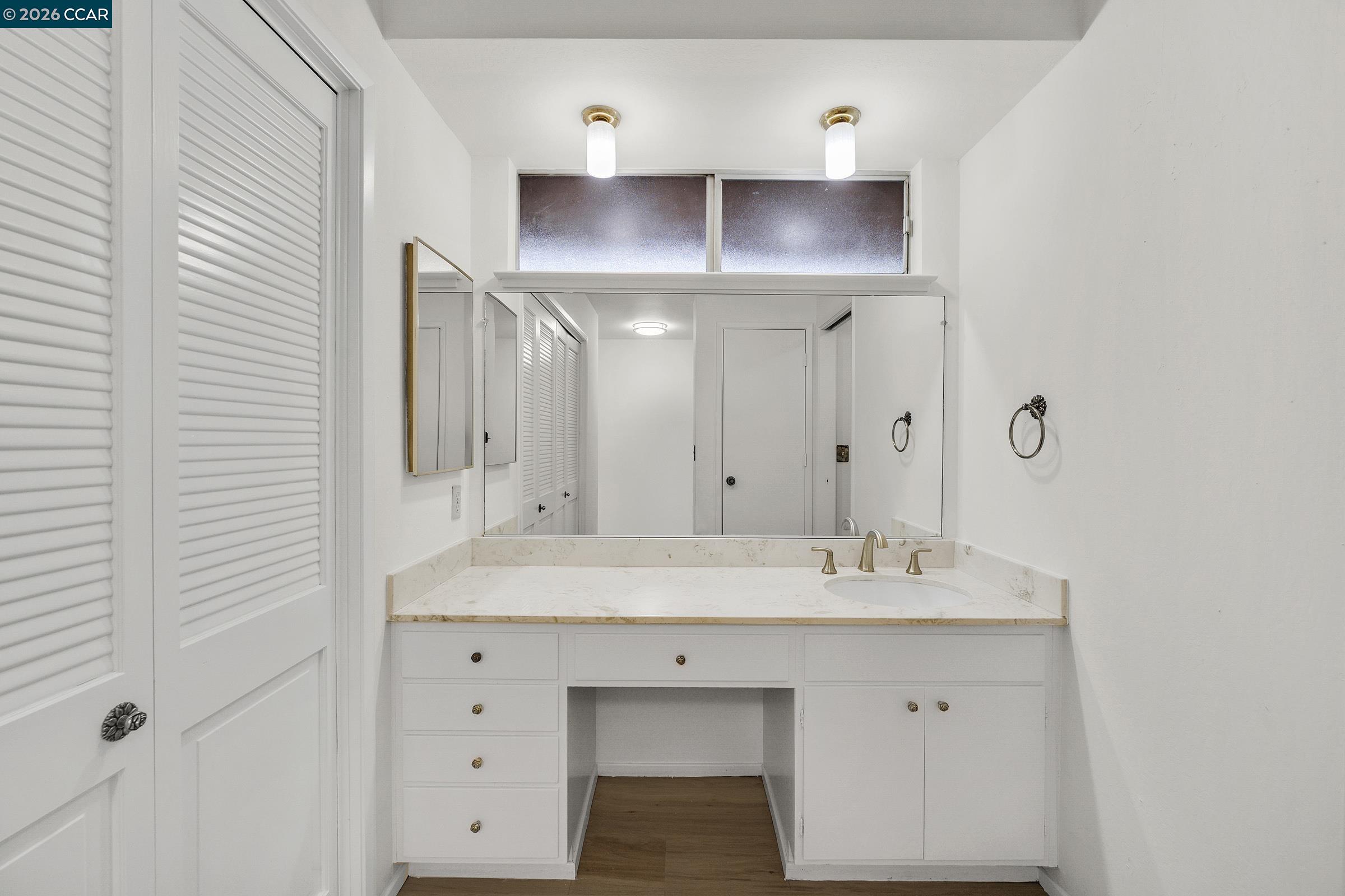 Detail Gallery Image 27 of 43 For 27889 Farm Hill Dr, Hayward,  CA 94542 - 4 Beds | 2/1 Baths