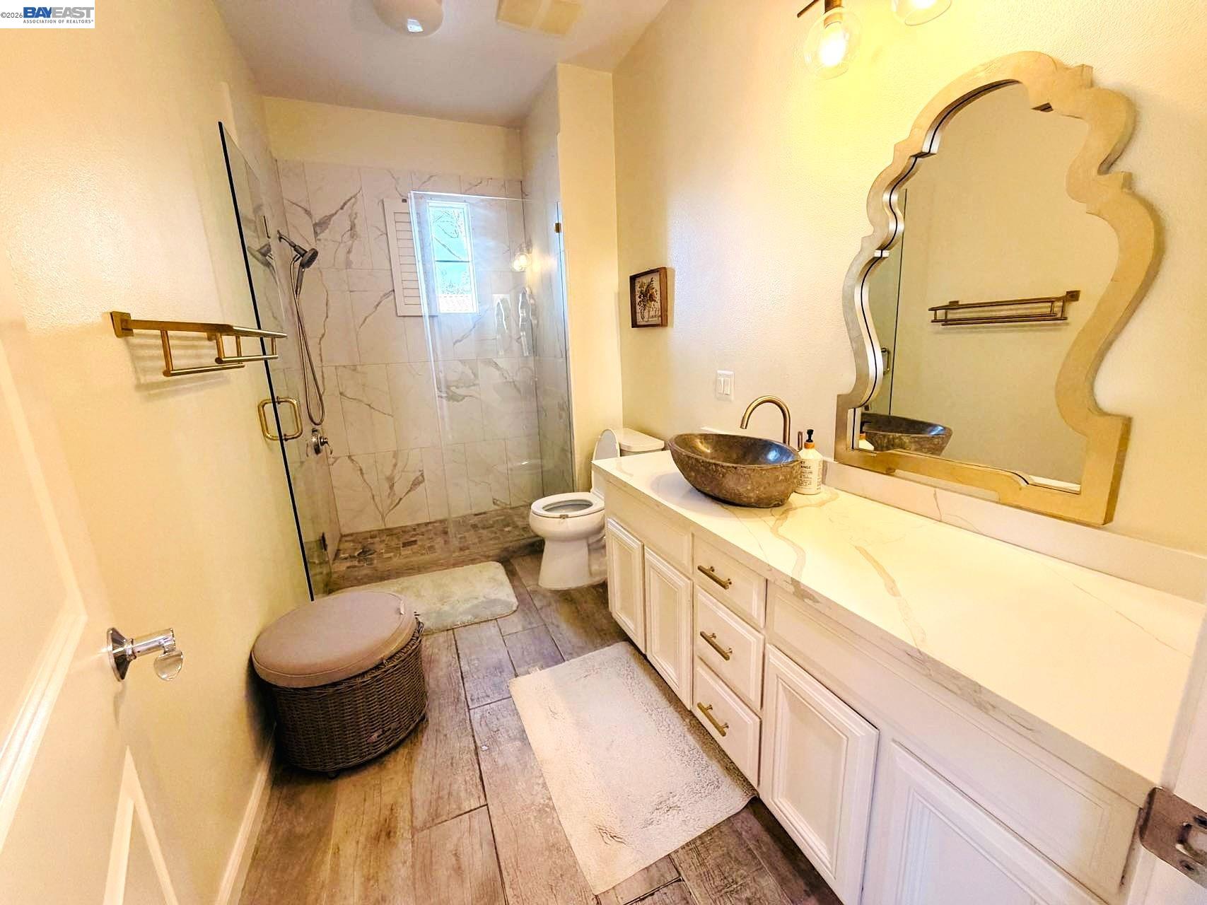 Detail Gallery Image 11 of 18 For 7111 Eagle Ridge Dr., Gilroy,  CA 95020 - 4 Beds | 2/1 Baths