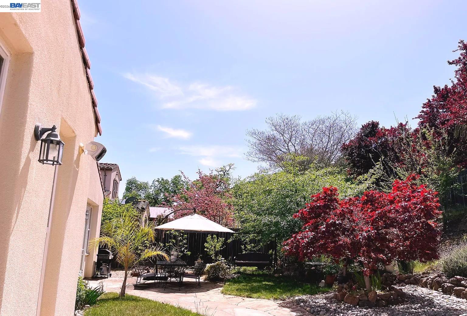 Detail Gallery Image 15 of 19 For 7111 Eagle Ridge Dr., Gilroy,  CA 95020 - 4 Beds | 2/1 Baths