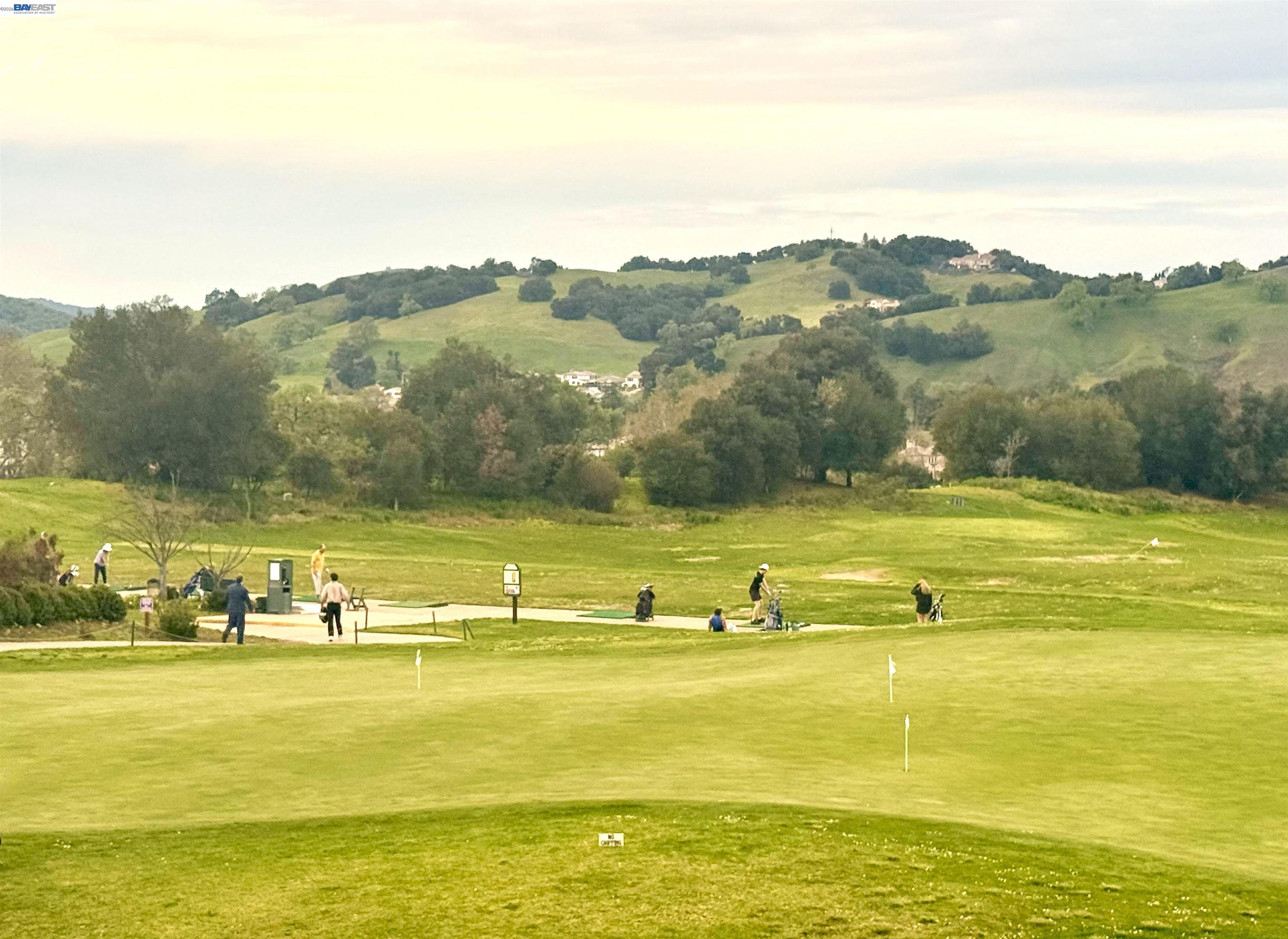 Detail Gallery Image 16 of 18 For 7111 Eagle Ridge Dr., Gilroy,  CA 95020 - 4 Beds | 2/1 Baths