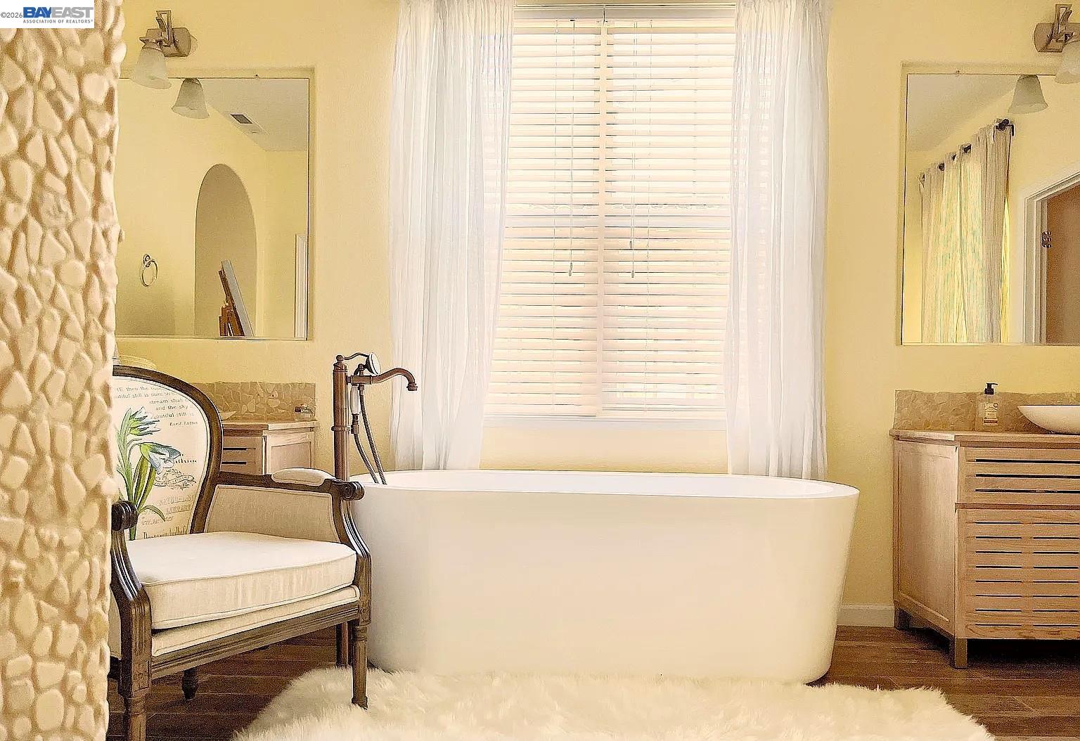 Detail Gallery Image 8 of 18 For 7111 Eagle Ridge Dr., Gilroy,  CA 95020 - 4 Beds | 2/1 Baths