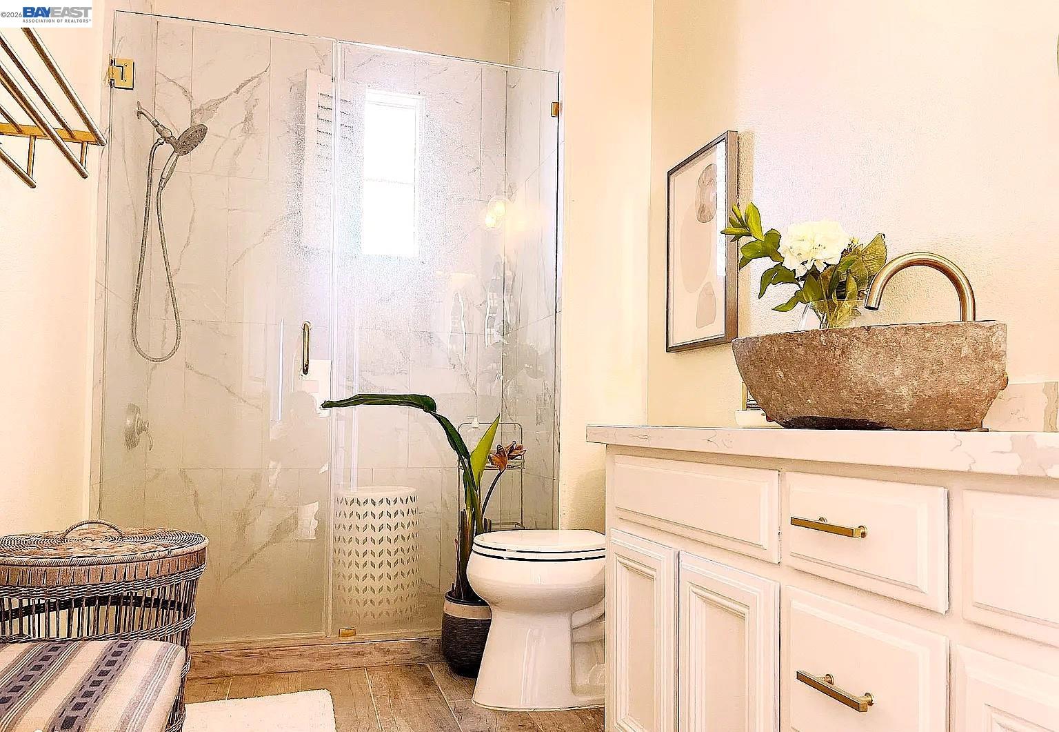 Detail Gallery Image 10 of 18 For 7111 Eagle Ridge Dr., Gilroy,  CA 95020 - 4 Beds | 2/1 Baths