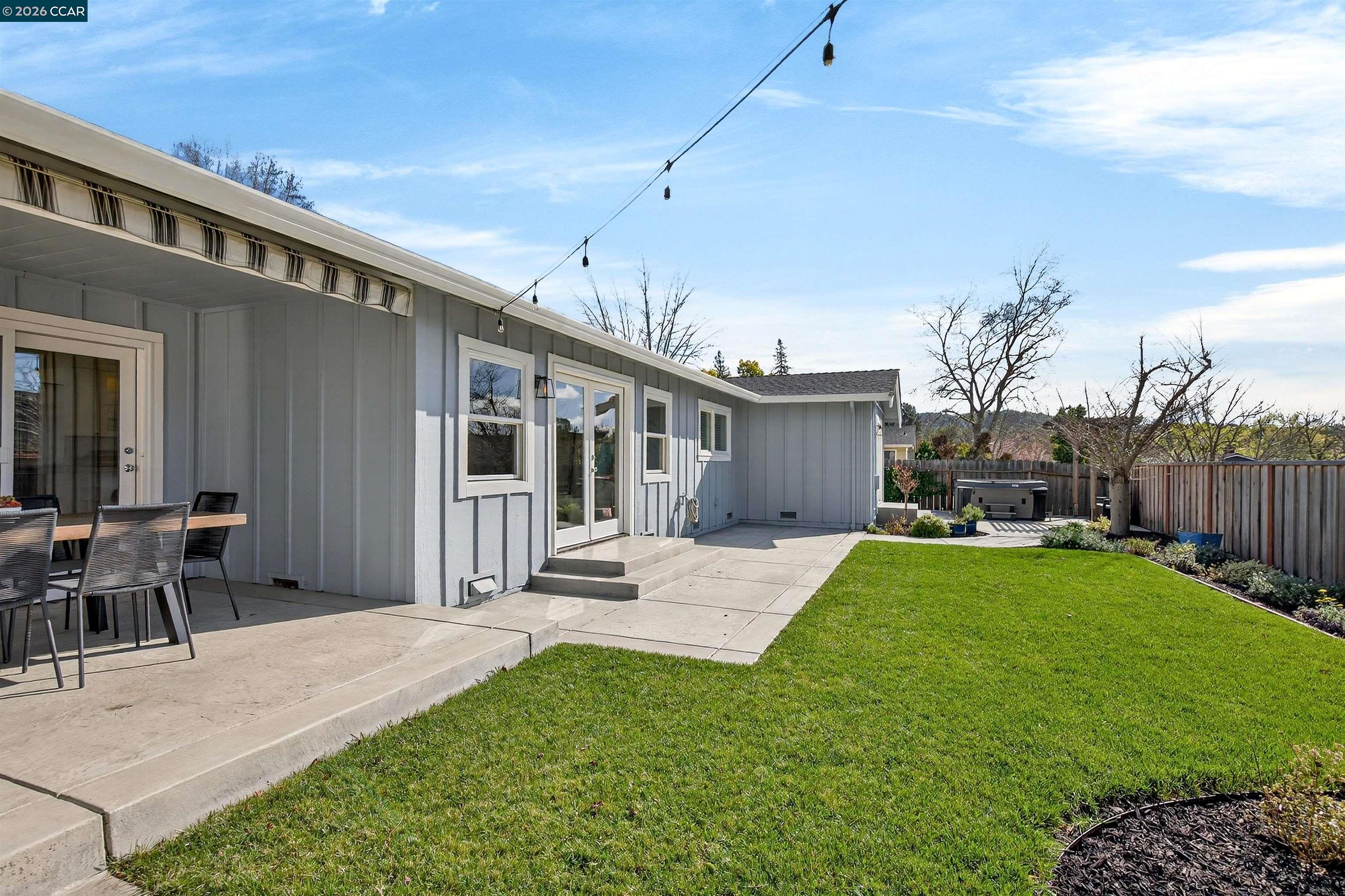 Detail Gallery Image 27 of 32 For 19 Lance Ct, Moraga,  CA 94556 - 4 Beds | 2 Baths