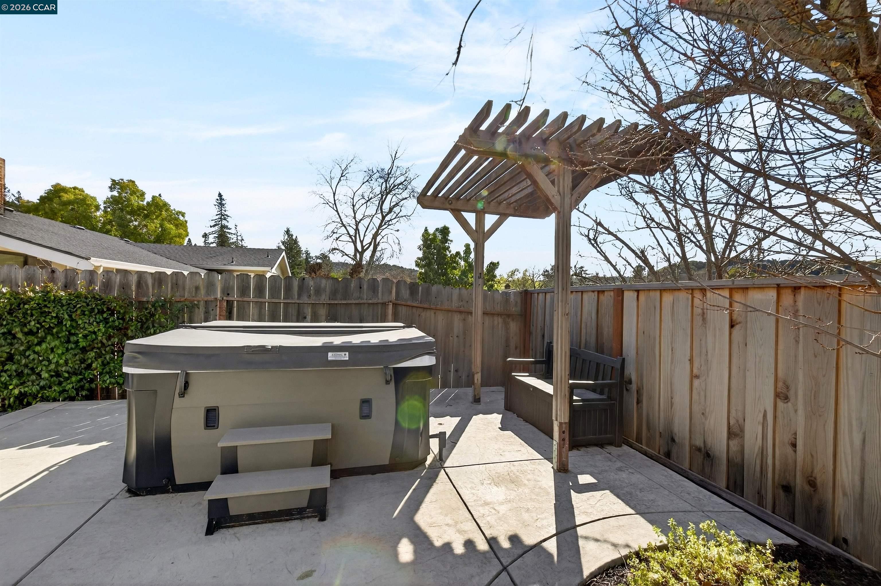 Detail Gallery Image 28 of 32 For 19 Lance Ct, Moraga,  CA 94556 - 4 Beds | 2 Baths