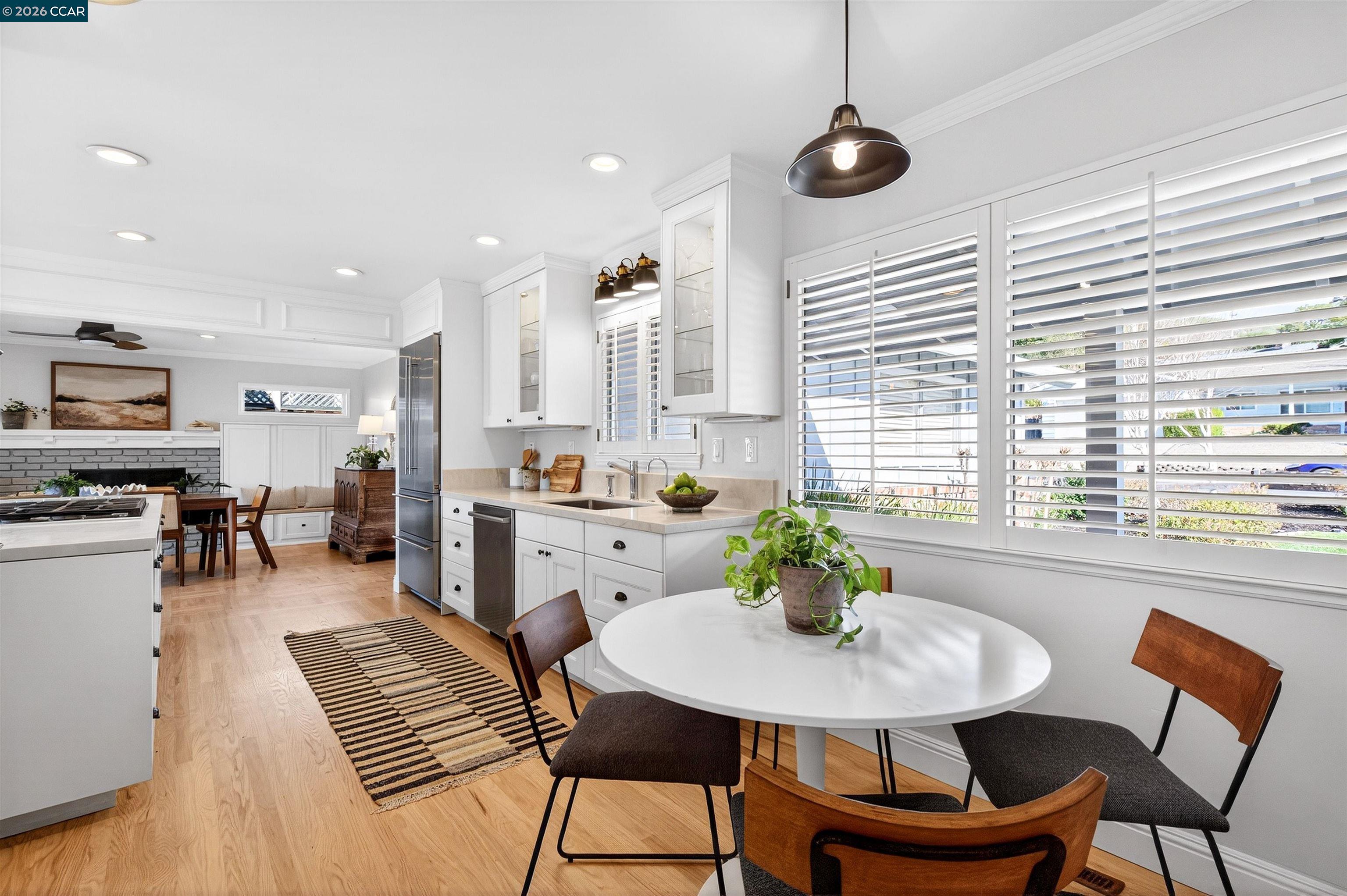 Detail Gallery Image 6 of 32 For 19 Lance Ct, Moraga,  CA 94556 - 4 Beds | 2 Baths