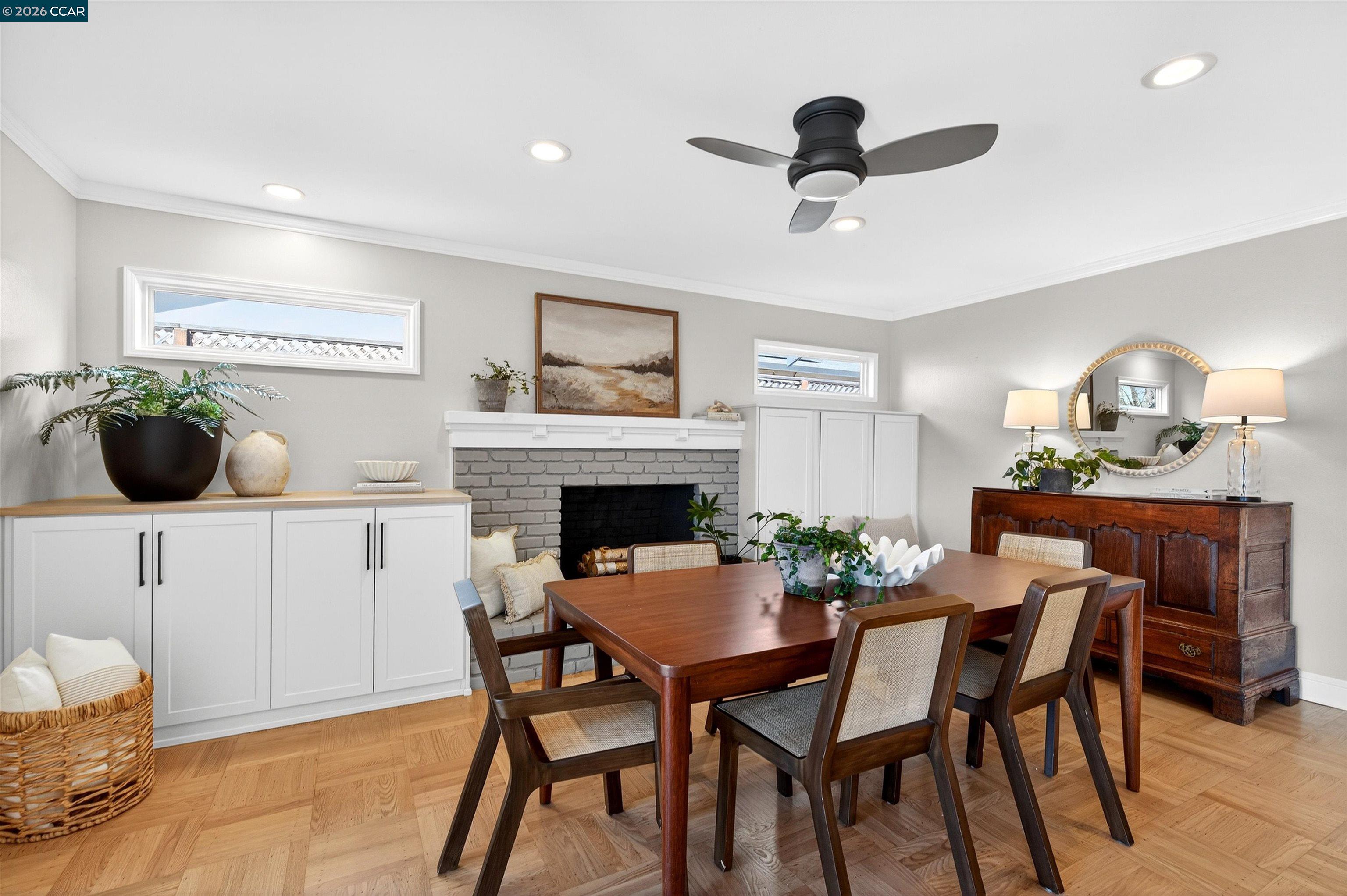 Detail Gallery Image 10 of 32 For 19 Lance Ct, Moraga,  CA 94556 - 4 Beds | 2 Baths