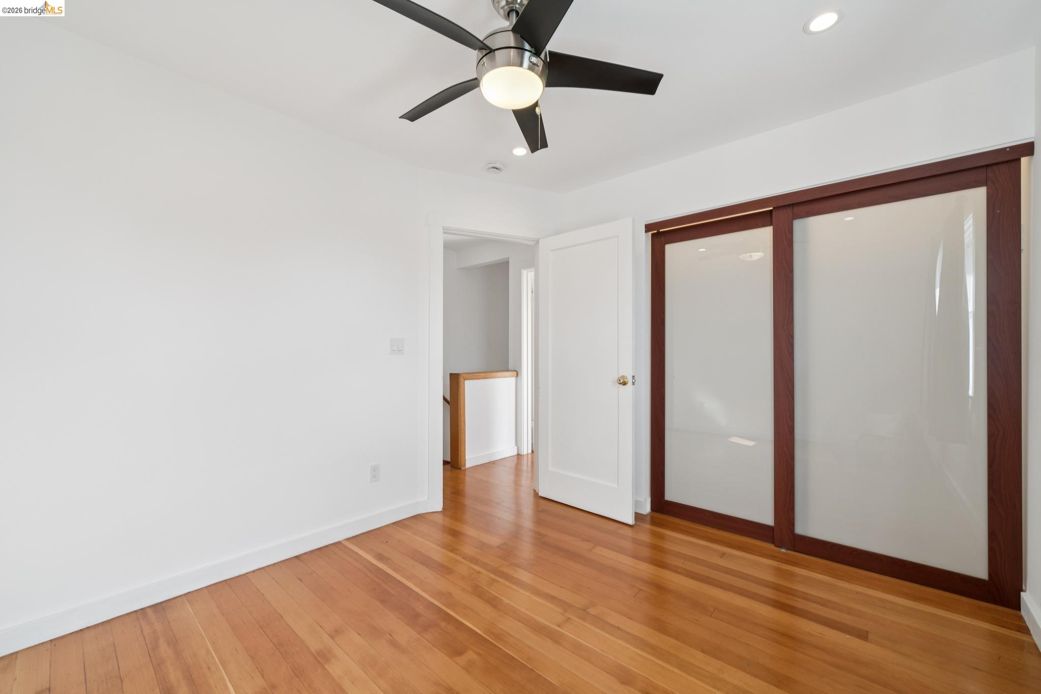 Detail Gallery Image 10 of 16 For 137 Collins St, Richmond,  CA 94801 - 2 Beds | 1 Baths