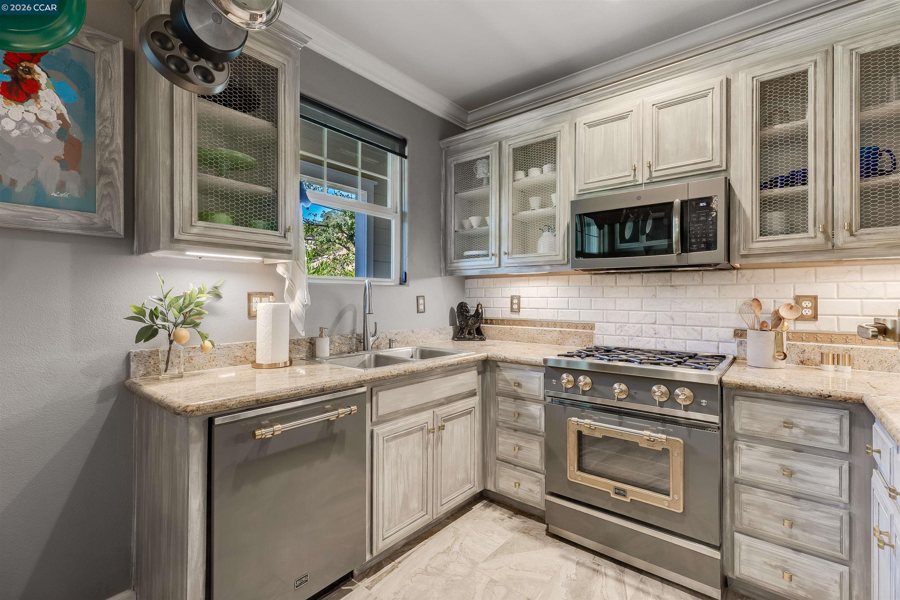 Photo #5: 41124633 Listing: Photo #5