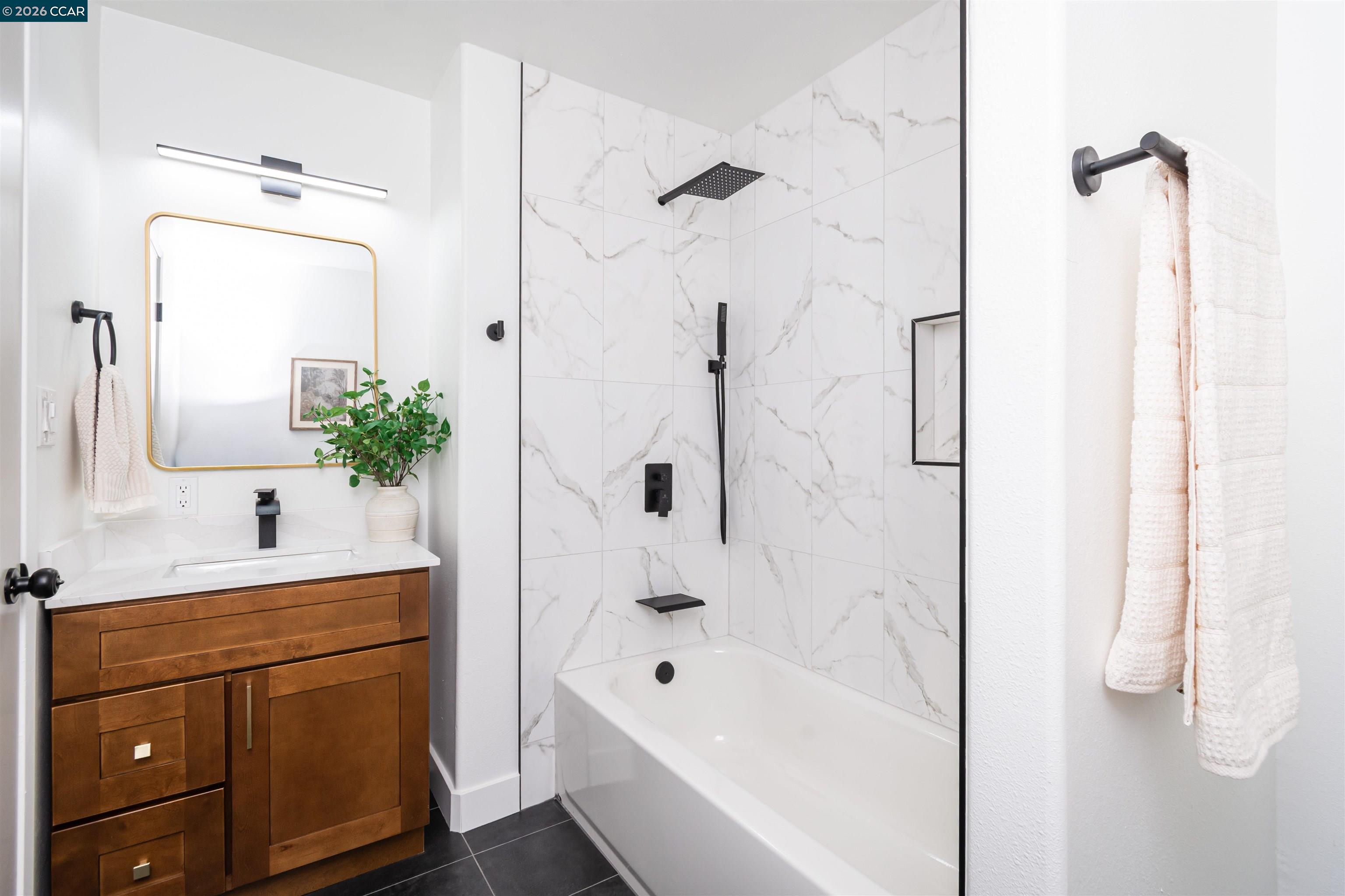 Detail Gallery Image 23 of 34 For 5201 Sky Pkwy, Sacramento,  CA 95823 - 3 Beds | 2 Baths