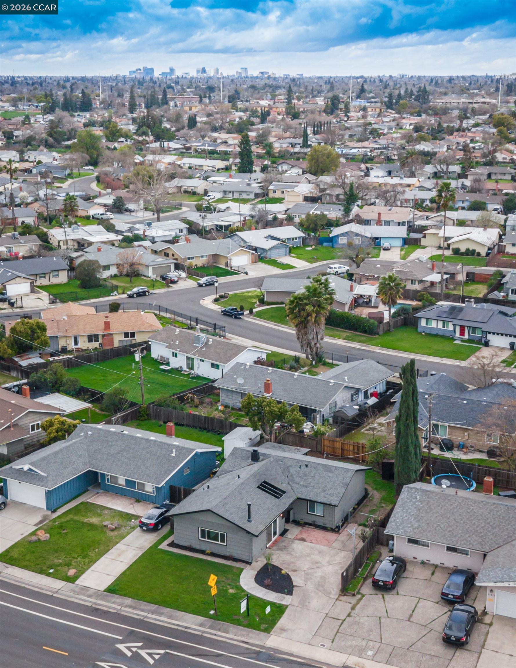 Detail Gallery Image 34 of 34 For 5201 Sky Pkwy, Sacramento,  CA 95823 - 3 Beds | 2 Baths