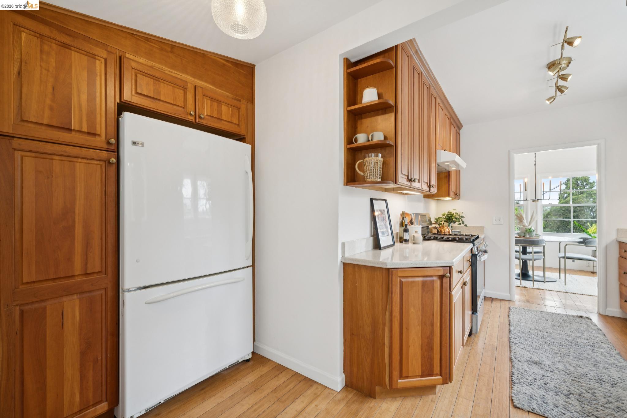 Detail Gallery Image 16 of 60 For 4200 Mountain View Ave, Oakland,  CA 94605 - 3 Beds | 2 Baths