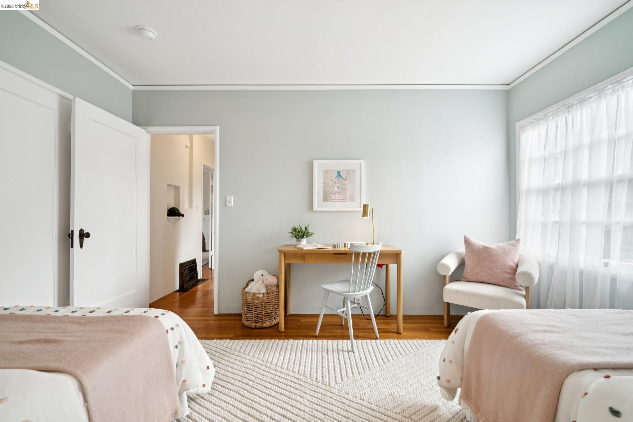 Detail Gallery Image 21 of 60 For 4200 Mountain View Ave, Oakland,  CA 94605 - 3 Beds | 2 Baths