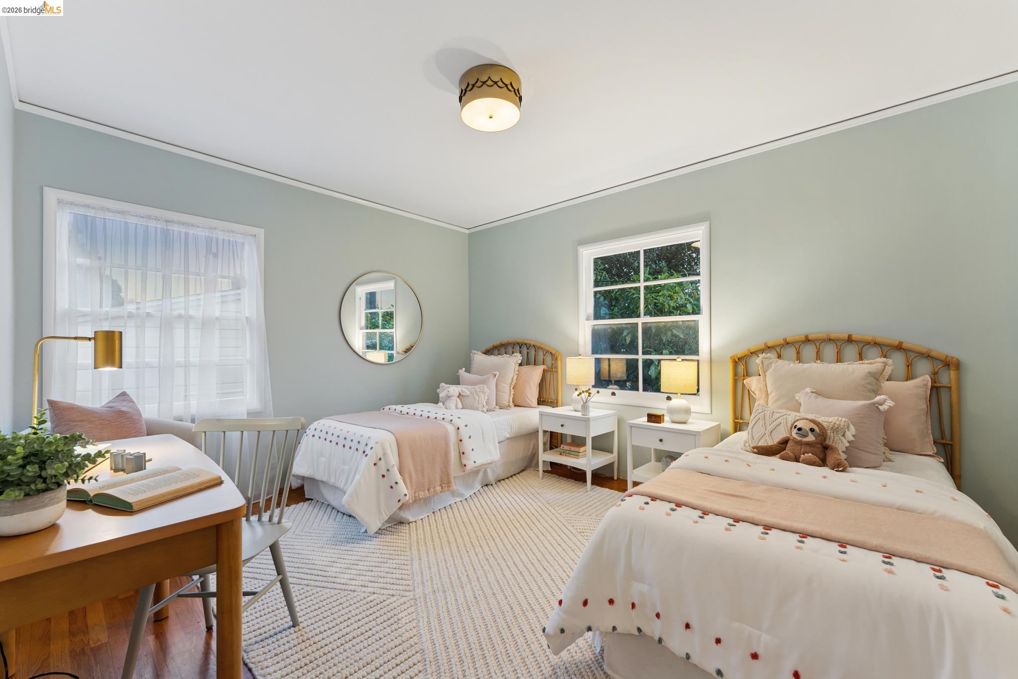 Detail Gallery Image 53 of 60 For 4200 Mountain View Ave, Oakland,  CA 94605 - 3 Beds | 2 Baths