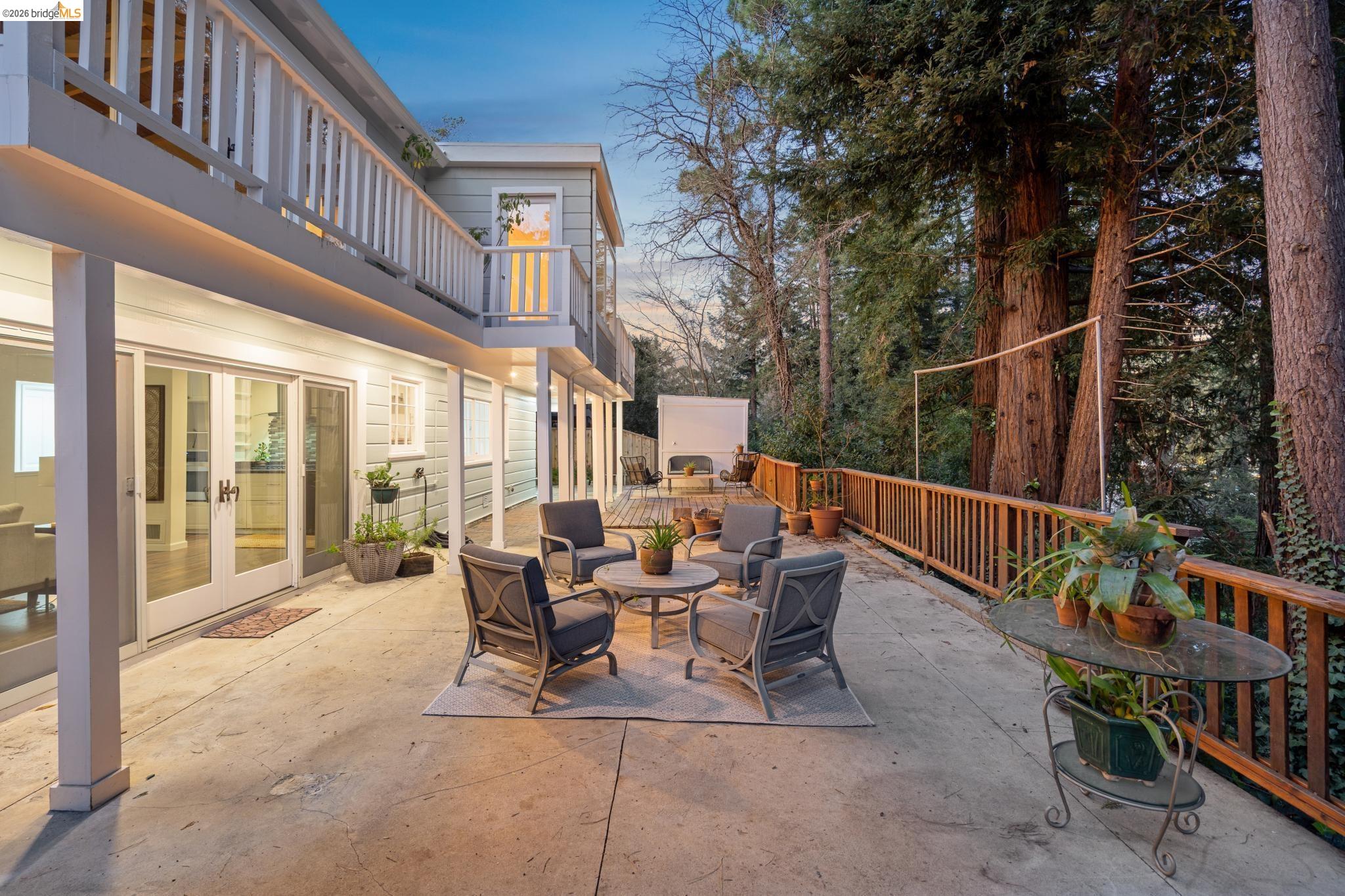 Detail Gallery Image 16 of 58 For 5922 Bruns Ct, Oakland,  CA 94611 - – Beds | – Baths