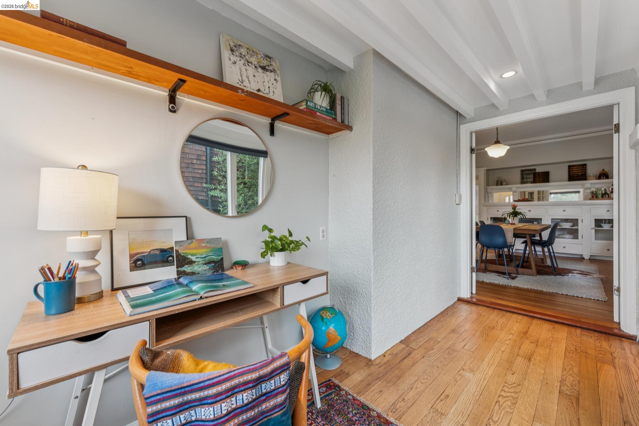 Detail Gallery Image 13 of 49 For 5941 Keith Ave, Oakland,  CA 94618 - 2 Beds | 1/1 Baths