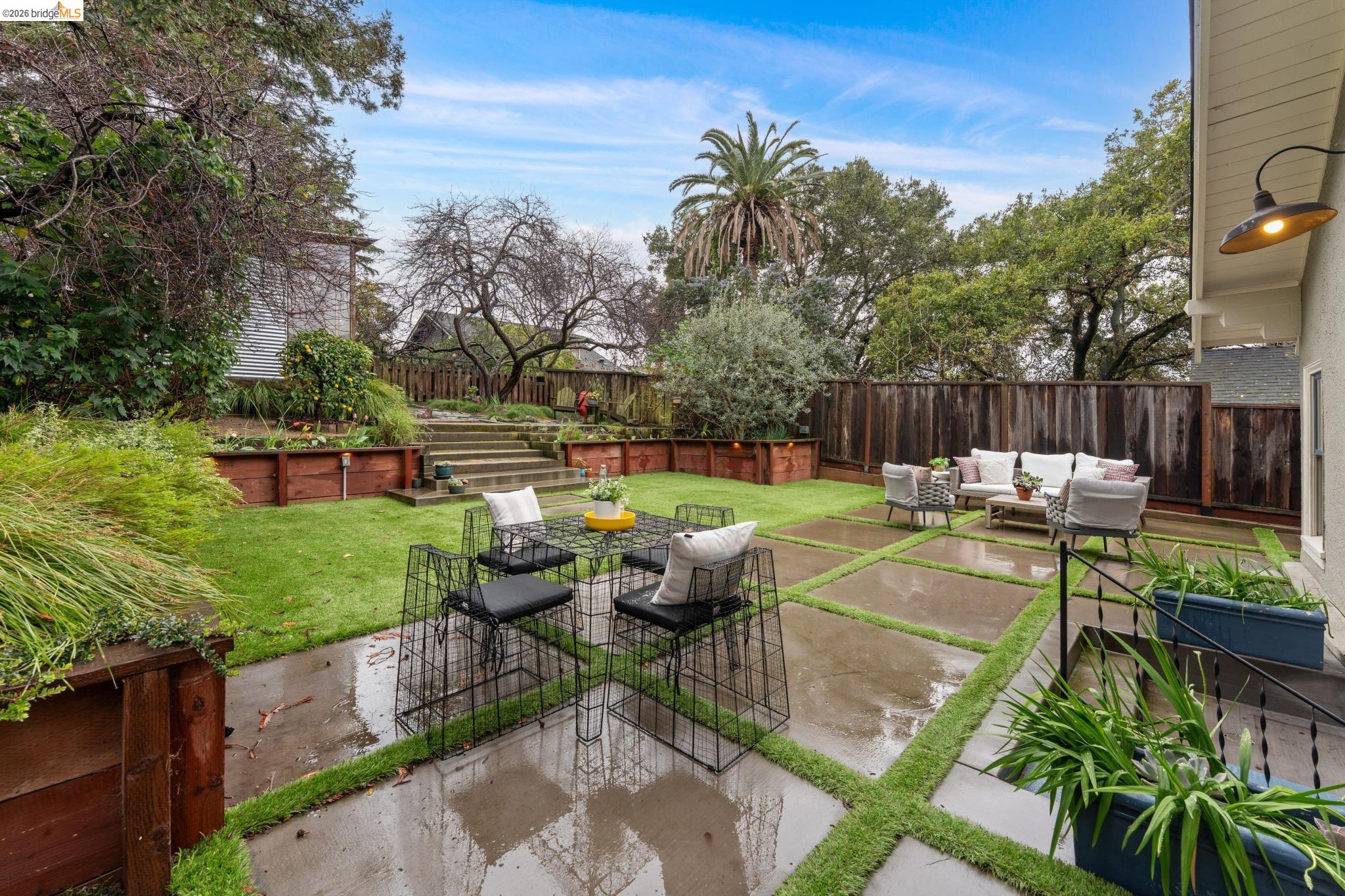 Detail Gallery Image 33 of 49 For 5941 Keith Ave, Oakland,  CA 94618 - 2 Beds | 1/1 Baths