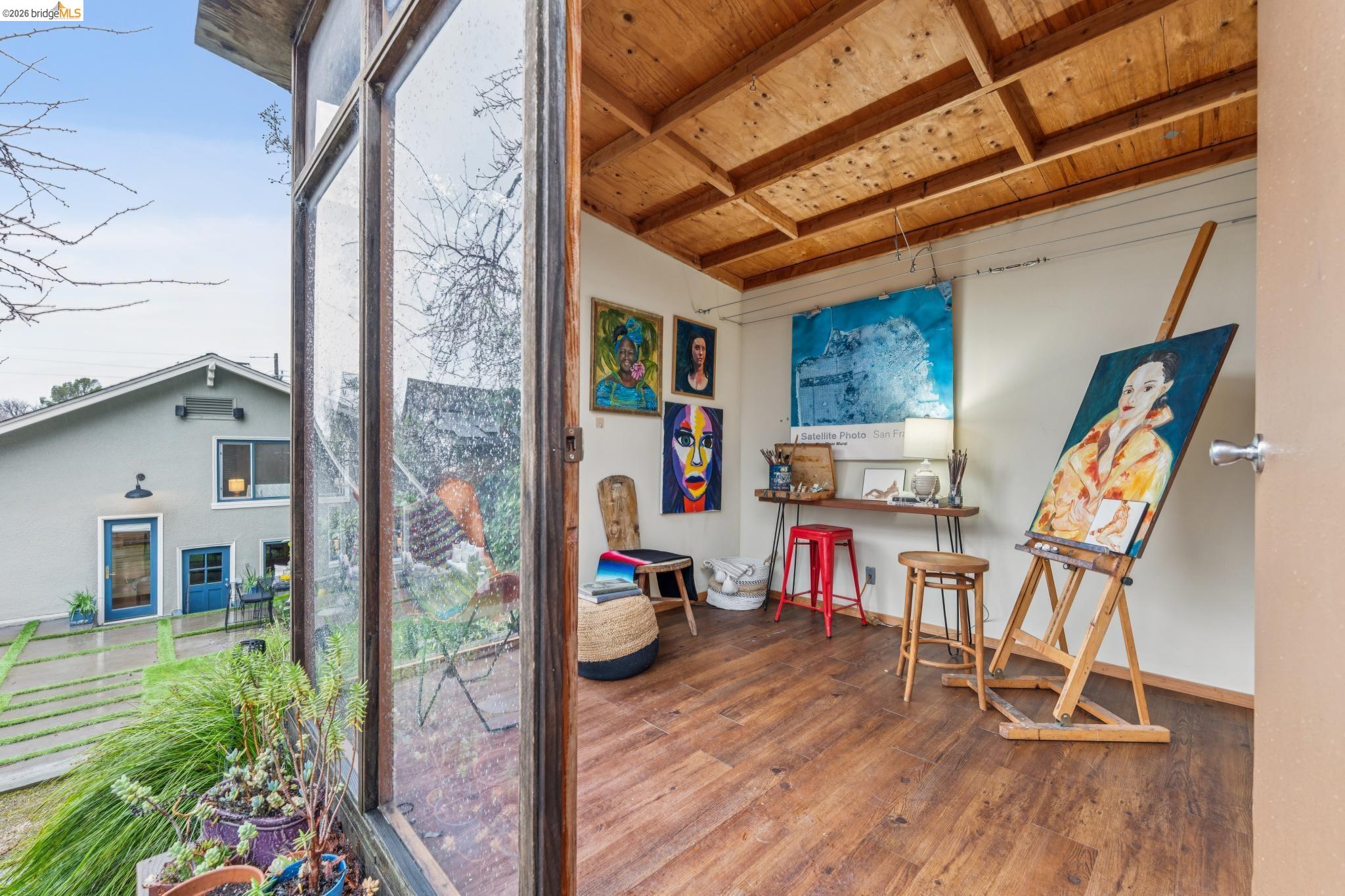 Detail Gallery Image 45 of 49 For 5941 Keith Ave, Oakland,  CA 94618 - 2 Beds | 1/1 Baths