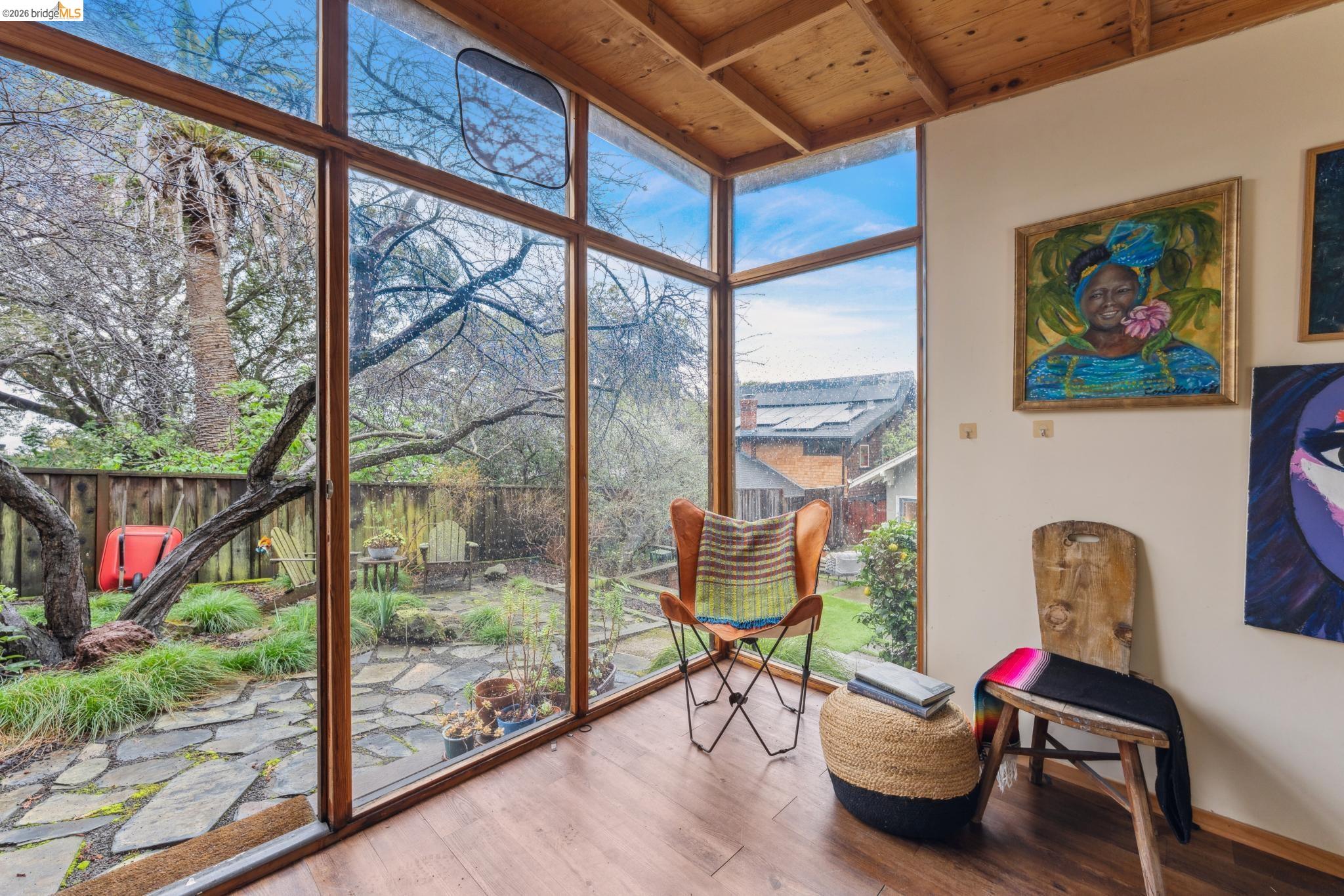 Detail Gallery Image 47 of 49 For 5941 Keith Ave, Oakland,  CA 94618 - 2 Beds | 1/1 Baths