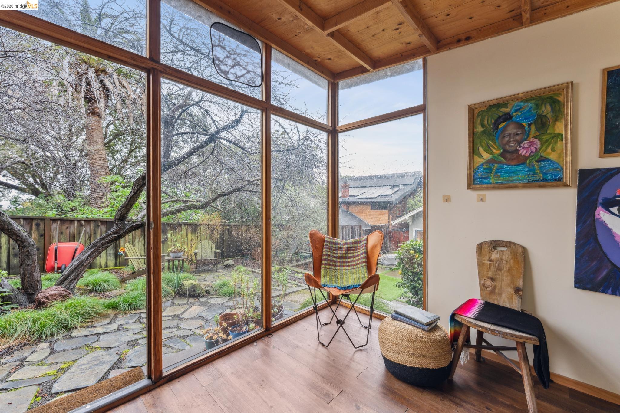 Detail Gallery Image 48 of 49 For 5941 Keith Ave, Oakland,  CA 94618 - 2 Beds | 1/1 Baths