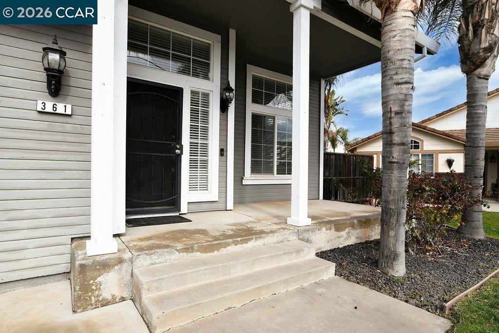 Detail Gallery Image 2 of 42 For 361 Clove Way, Oakley,  CA 94561 - 3 Beds | 2/1 Baths