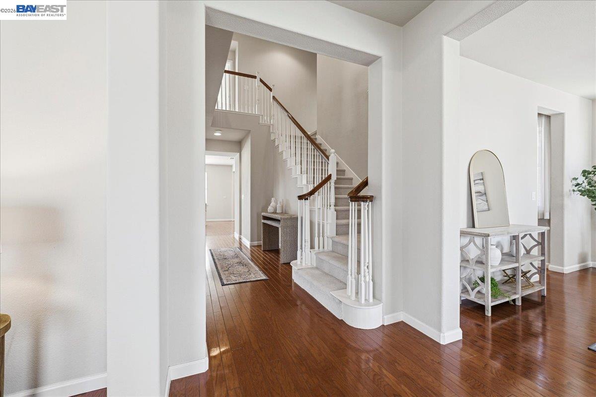 Detail Gallery Image 16 of 58 For 158 Bryant Ct, Mountain House,  CA 95391 - 5 Beds | 3 Baths