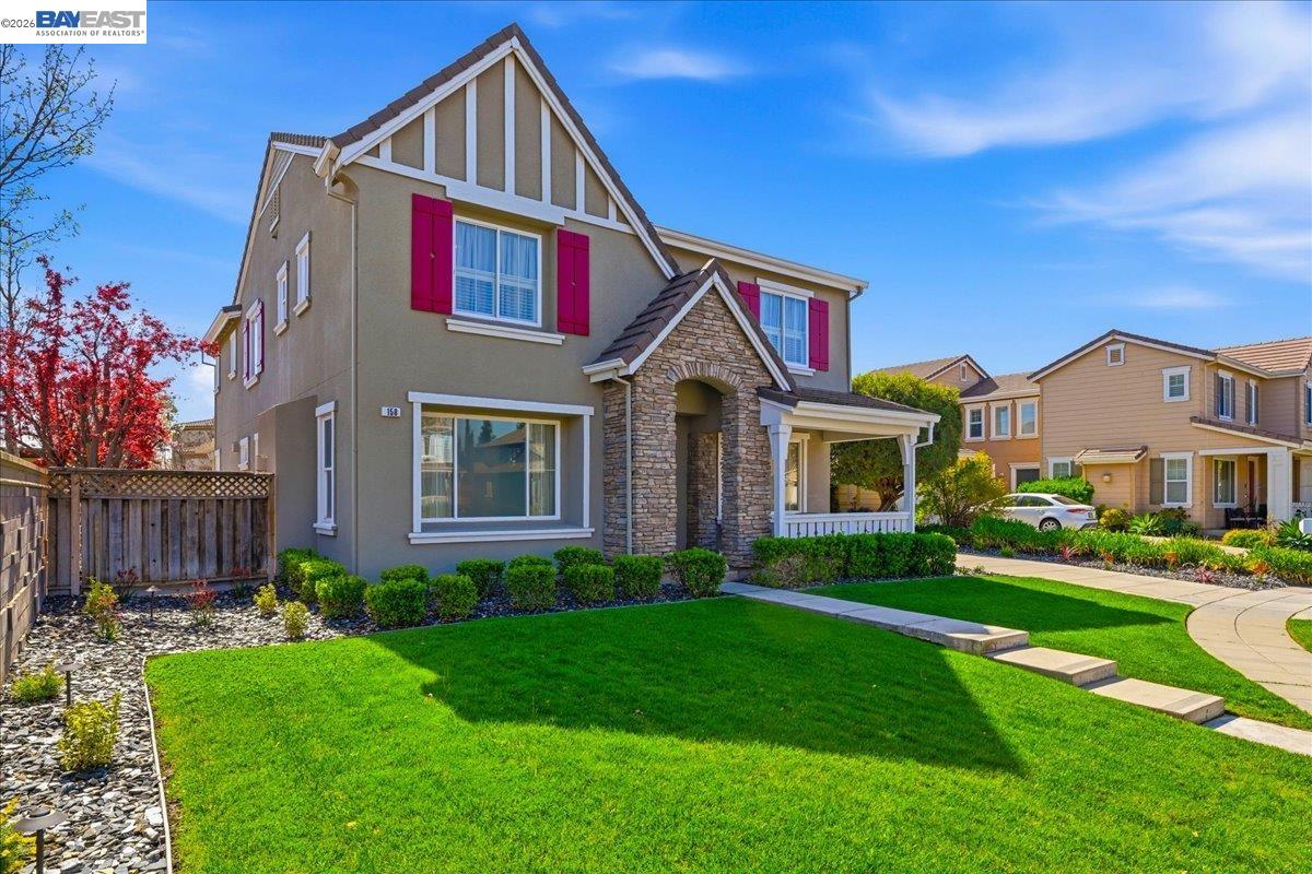 Detail Gallery Image 3 of 58 For 158 Bryant Ct, Mountain House,  CA 95391 - 5 Beds | 3 Baths