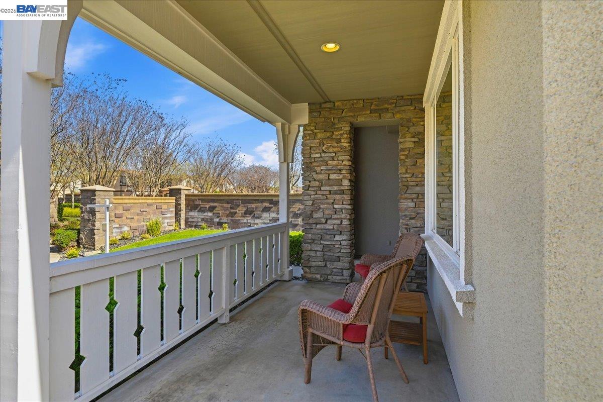 Detail Gallery Image 5 of 58 For 158 Bryant Ct, Mountain House,  CA 95391 - 5 Beds | 3 Baths