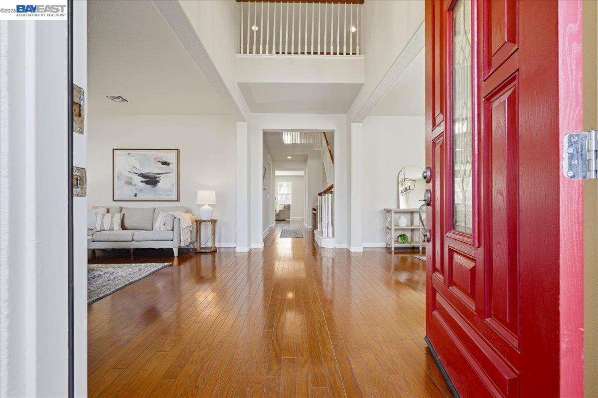 Detail Gallery Image 6 of 58 For 158 Bryant Ct, Mountain House,  CA 95391 - 5 Beds | 3 Baths