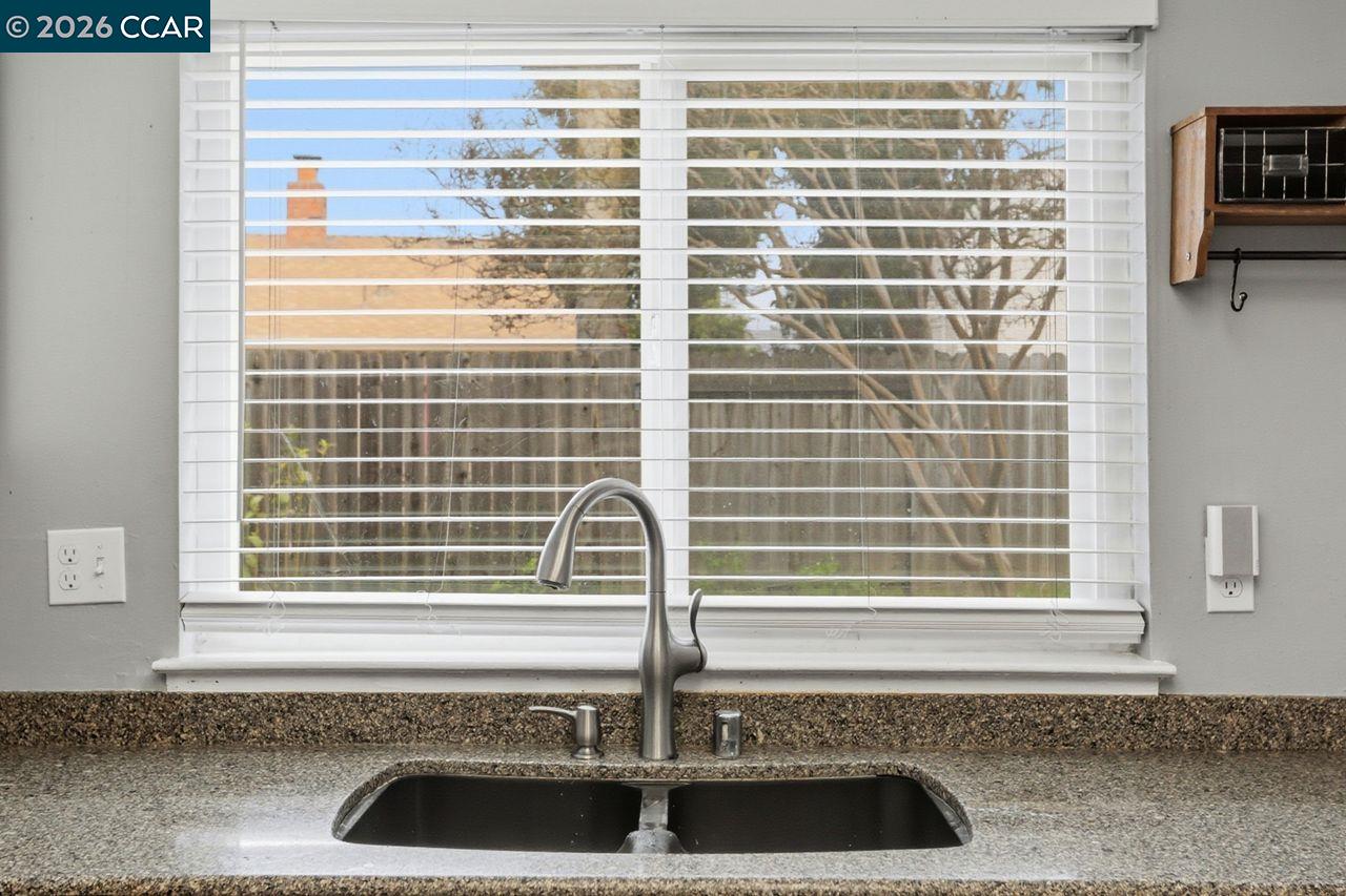 Detail Gallery Image 13 of 39 For 207 Arlington Way, Vacaville,  CA 95687 - 4 Beds | 2/1 Baths