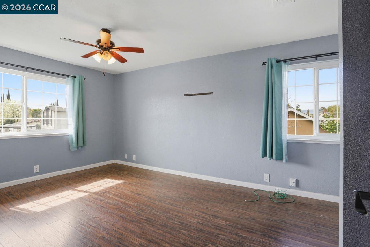 Detail Gallery Image 23 of 39 For 207 Arlington Way, Vacaville,  CA 95687 - 4 Beds | 2/1 Baths