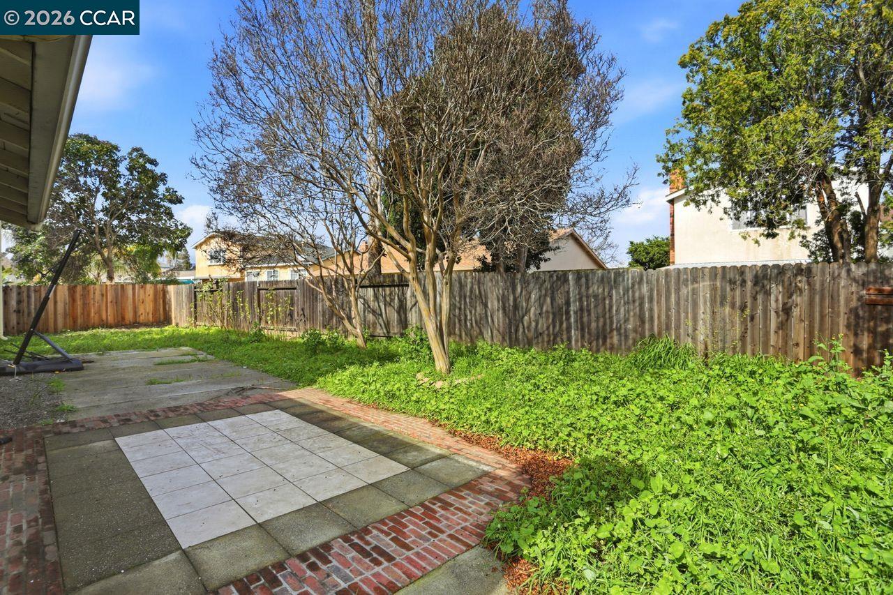 Detail Gallery Image 33 of 39 For 207 Arlington Way, Vacaville,  CA 95687 - 4 Beds | 2/1 Baths