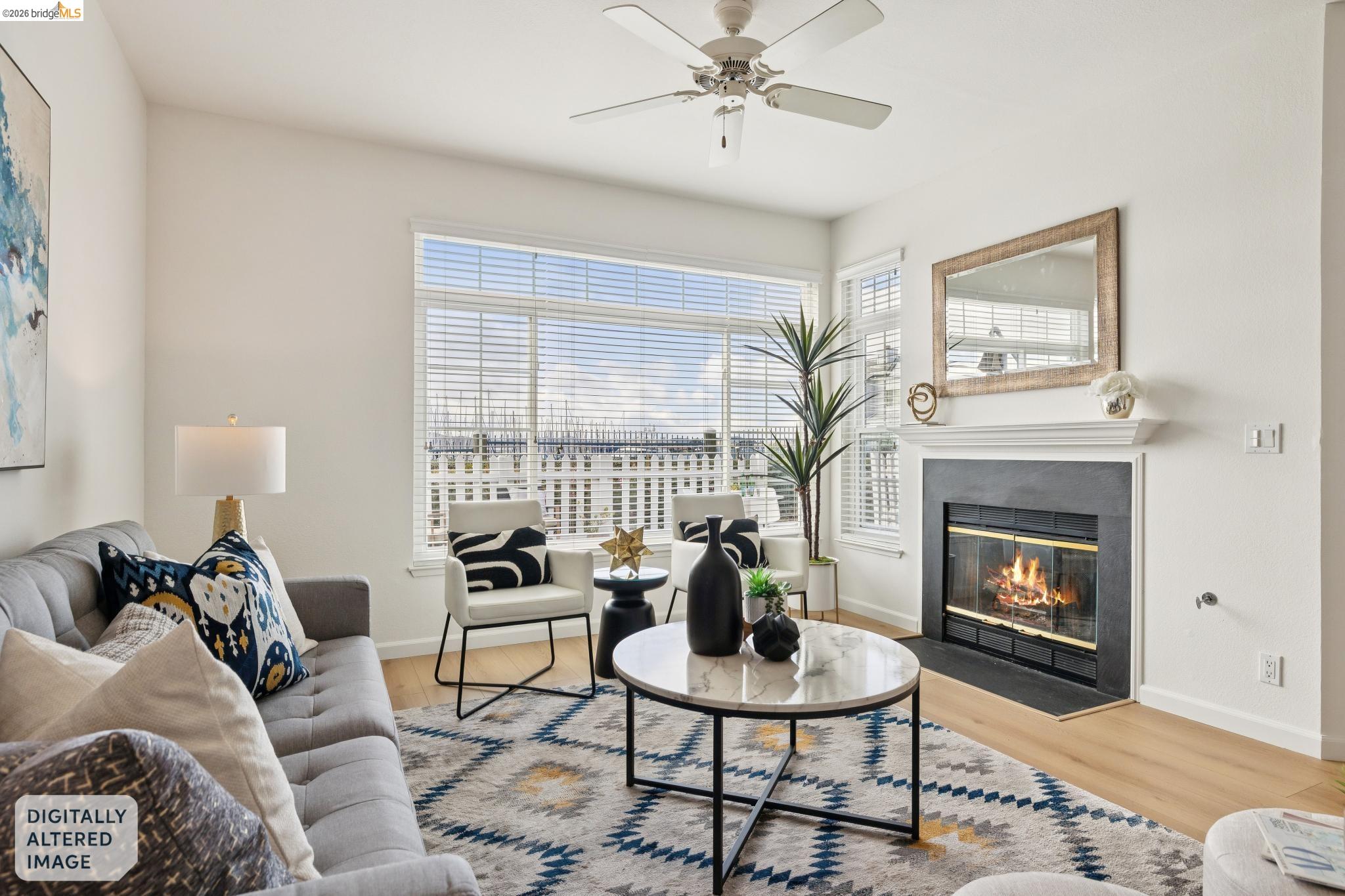 Detail Gallery Image 12 of 56 For 306 Commodore Dr, Richmond,  CA 94804 - 2 Beds | 2/1 Baths