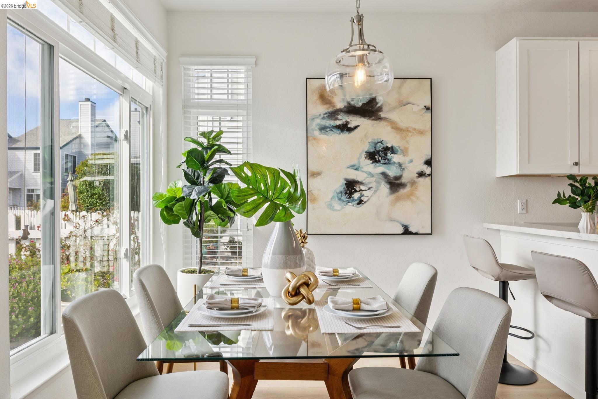 Detail Gallery Image 20 of 56 For 306 Commodore Dr, Richmond,  CA 94804 - 2 Beds | 2/1 Baths