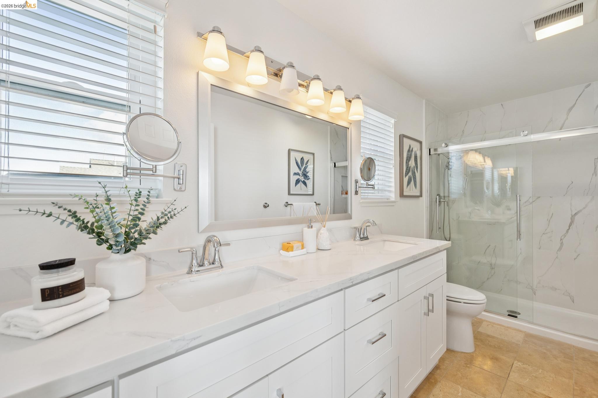 Detail Gallery Image 39 of 56 For 306 Commodore Dr, Richmond,  CA 94804 - 2 Beds | 2/1 Baths