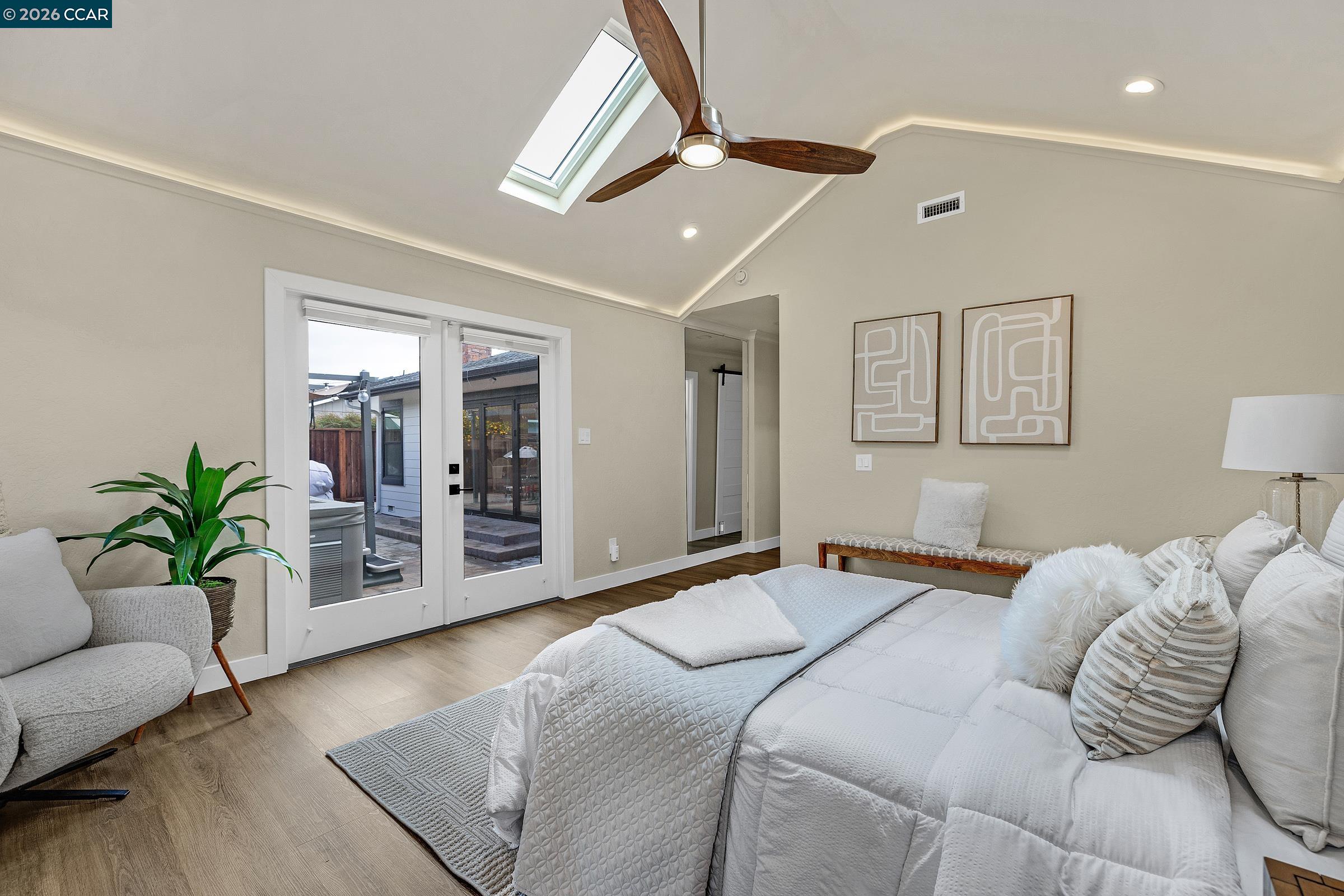 Detail Gallery Image 18 of 39 For 774 San Pablo Dr, Mountain View,  CA 94043 - 3 Beds | 2 Baths