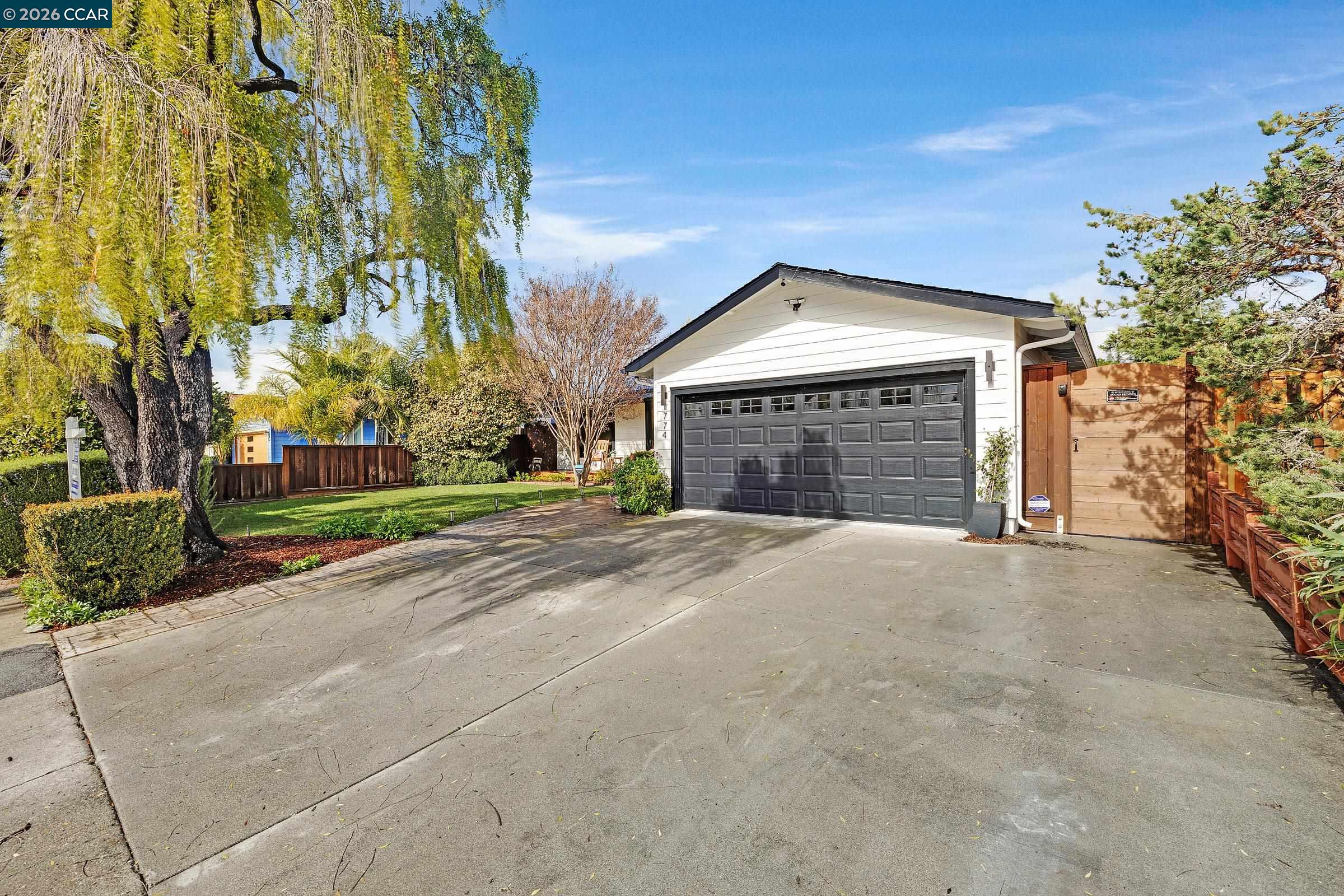 Detail Gallery Image 38 of 39 For 774 San Pablo Dr, Mountain View,  CA 94043 - 3 Beds | 2 Baths